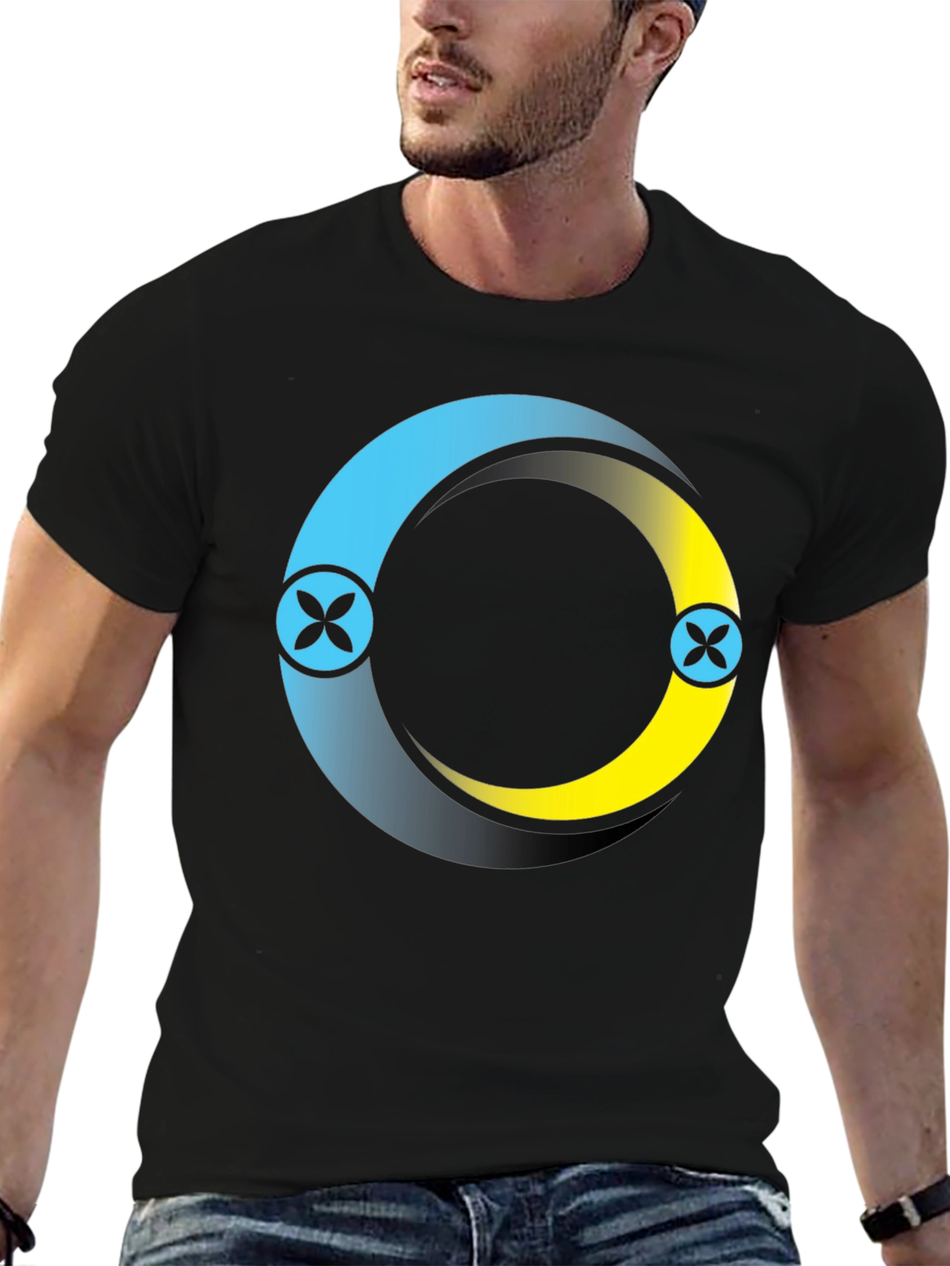 Circle Logo Black T-Shirt: Modern Casual Style