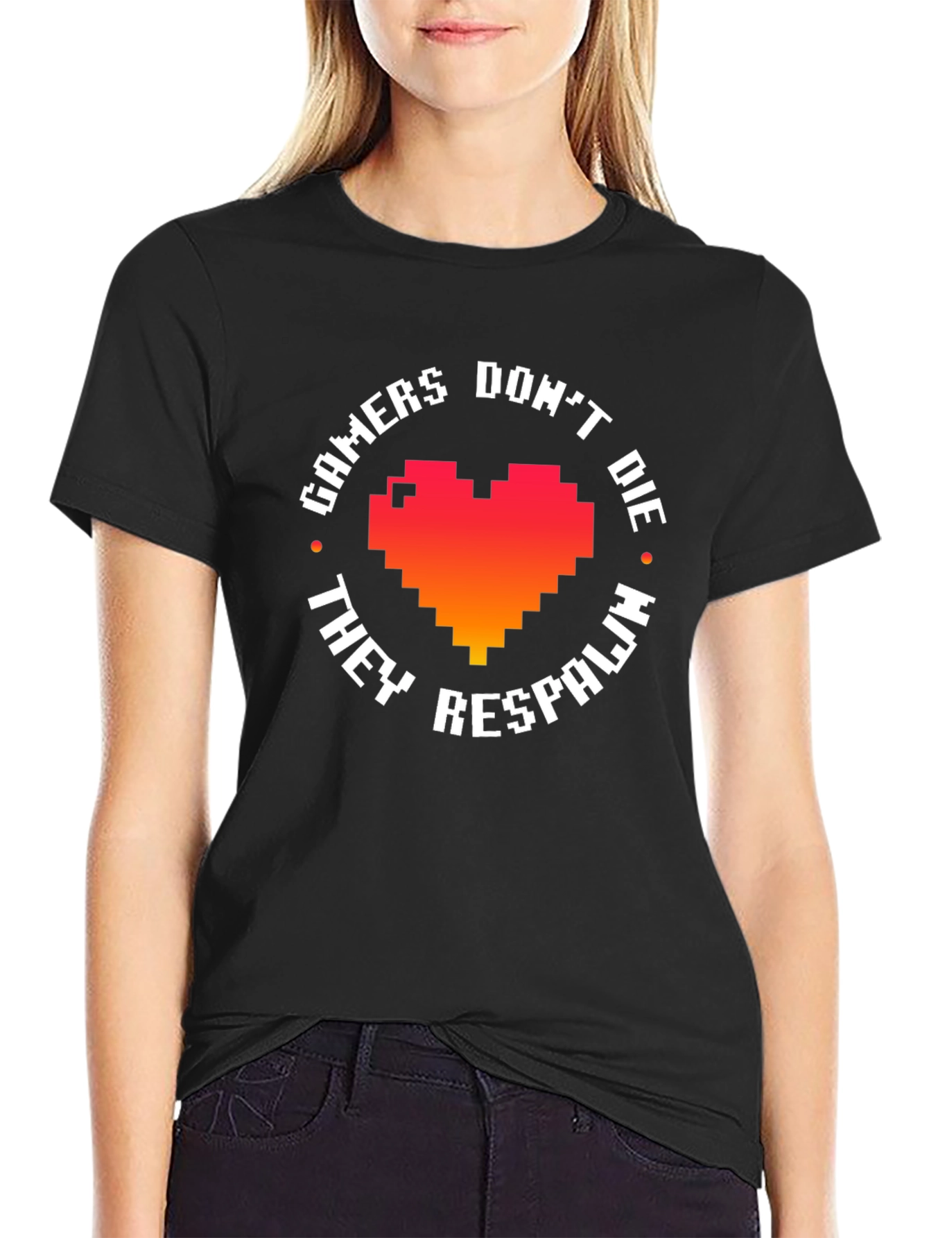 Gamers Dont Die They Respawn - Pixel Heart T-Shirt