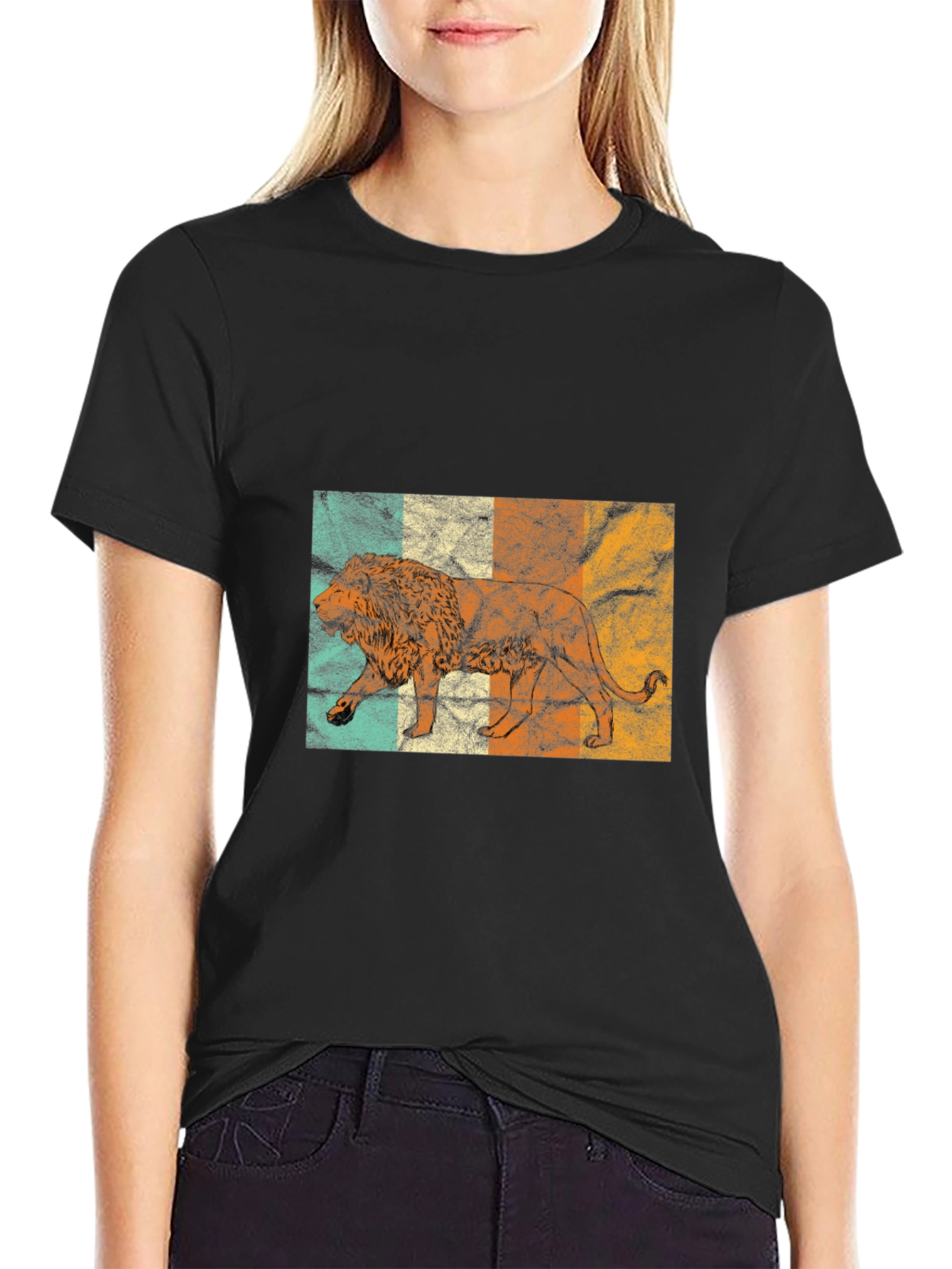Retro Lion Graphic Tee - Vintage Style T-Shirt
