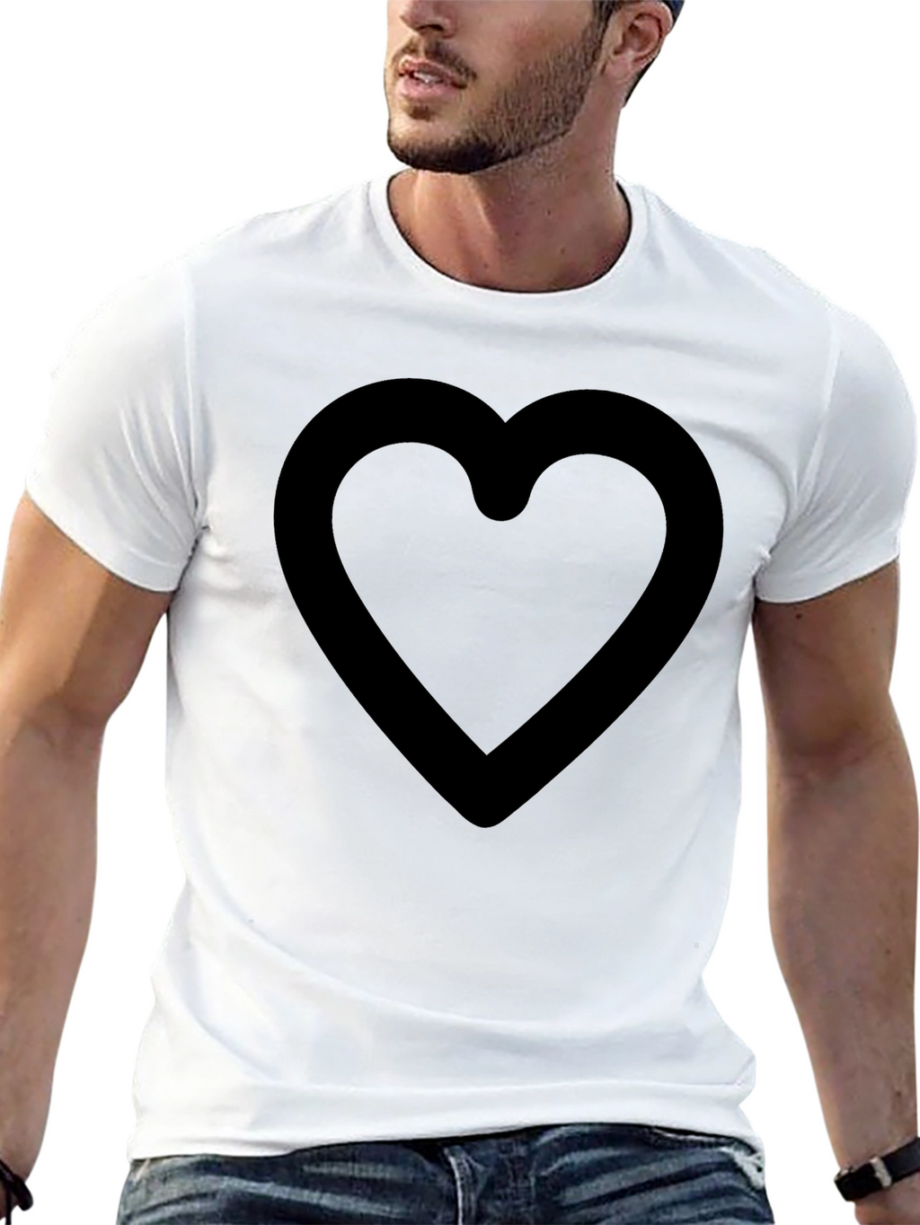 Black Heart Outline Graphic Tee - Casual Comfort