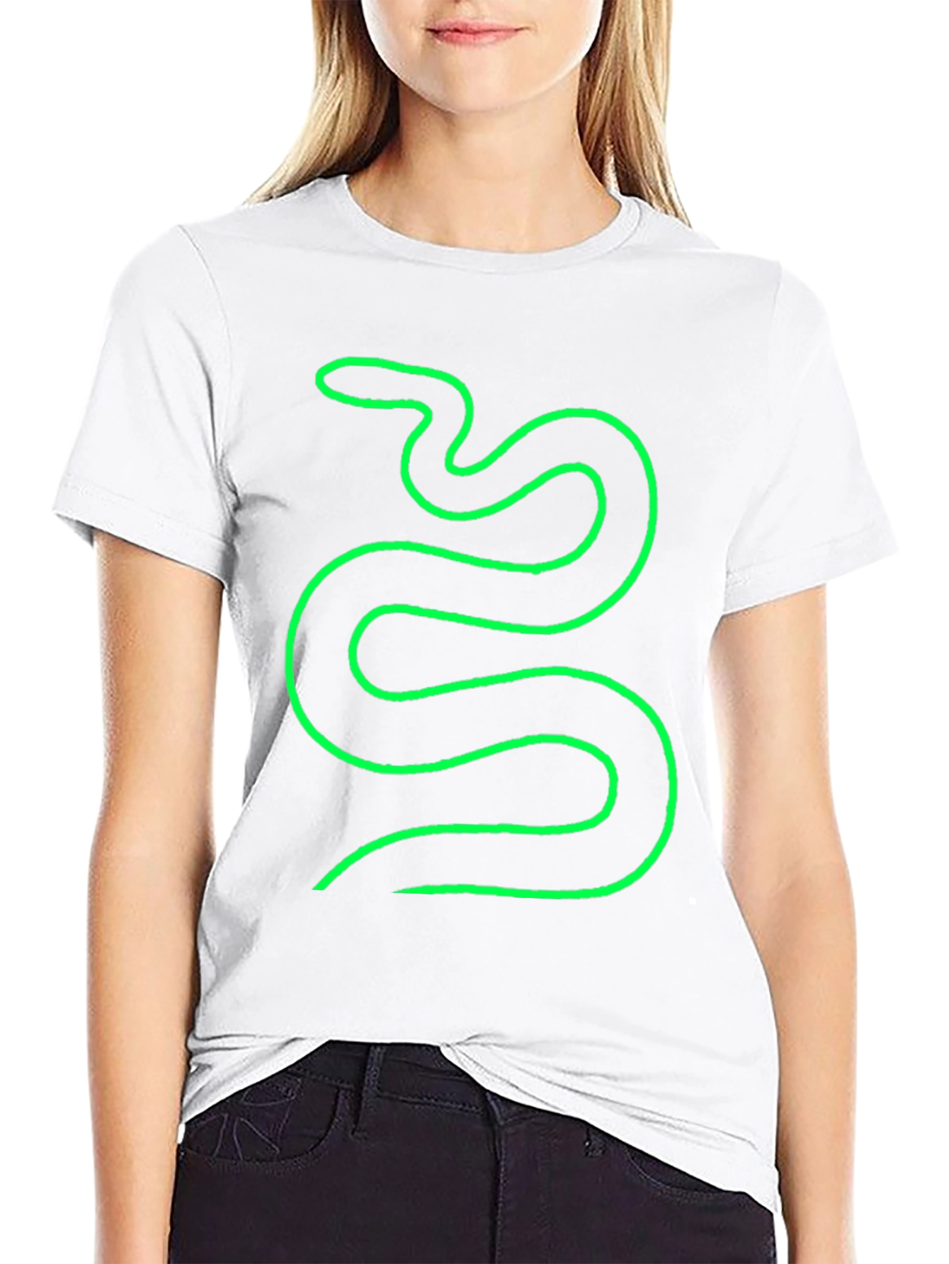 Snake Graphic T-Shirt - Trendy Minimalist Design