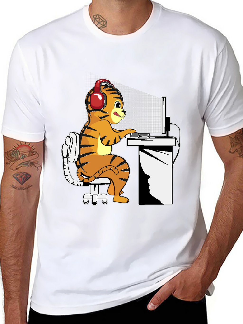 Gamer Tiger Graphic Tee - Black Cotton Comfort