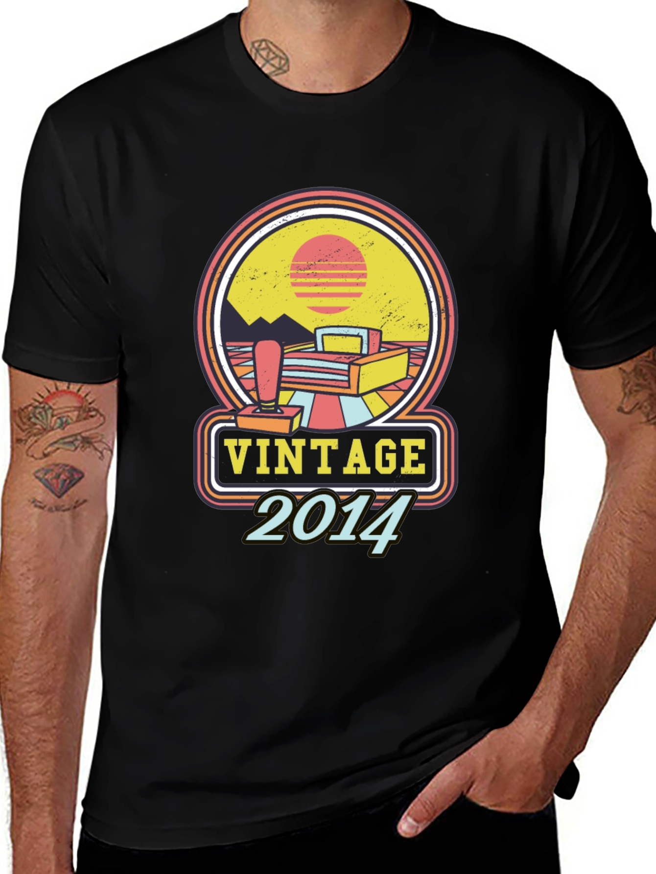 Vintage 2014 Retro Style Graphic Tee