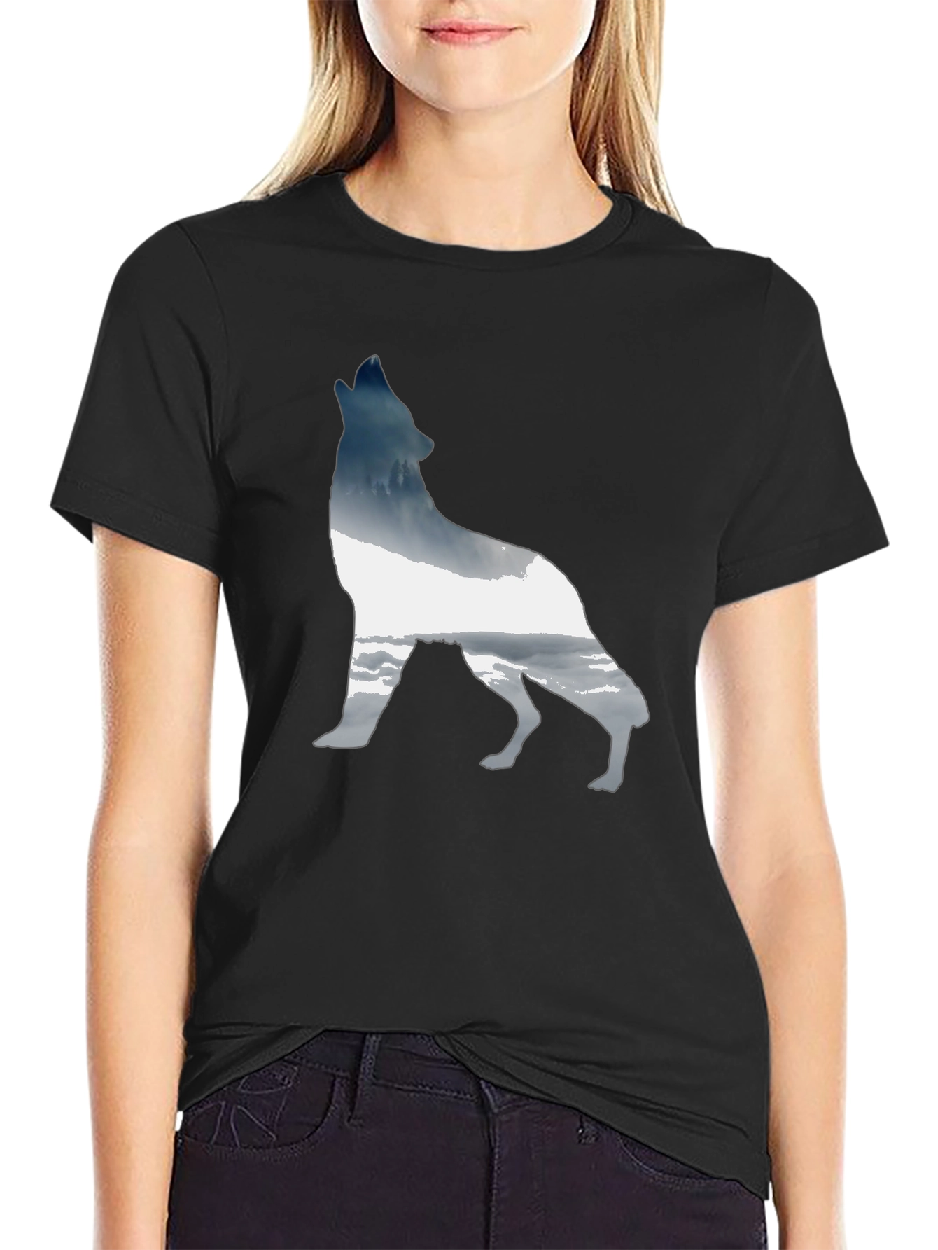 Wolf Silhouette Graphic Tee - Modern Black T-Shirt