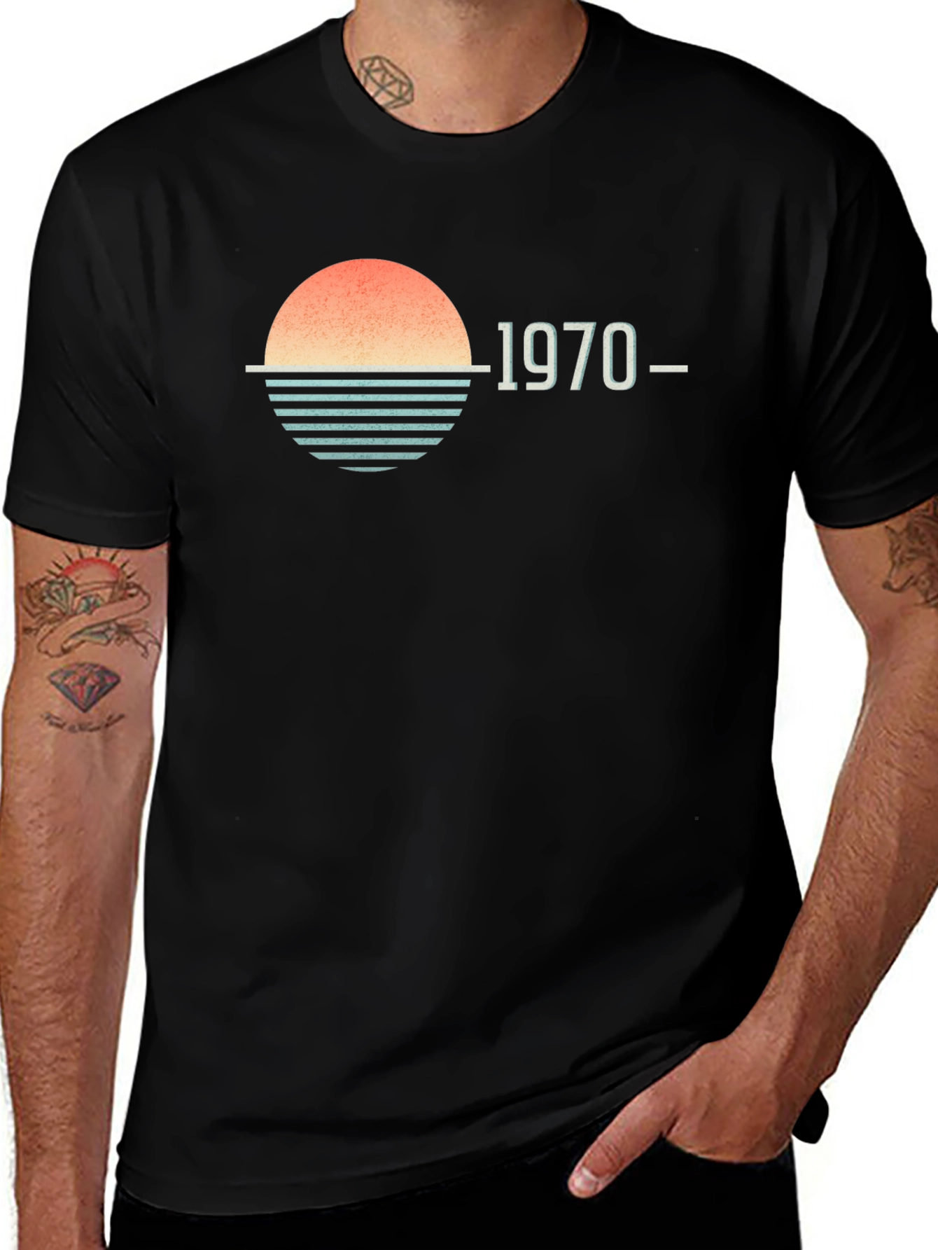 Vintage 1970 Sunset Graphic Tee - Retro Style