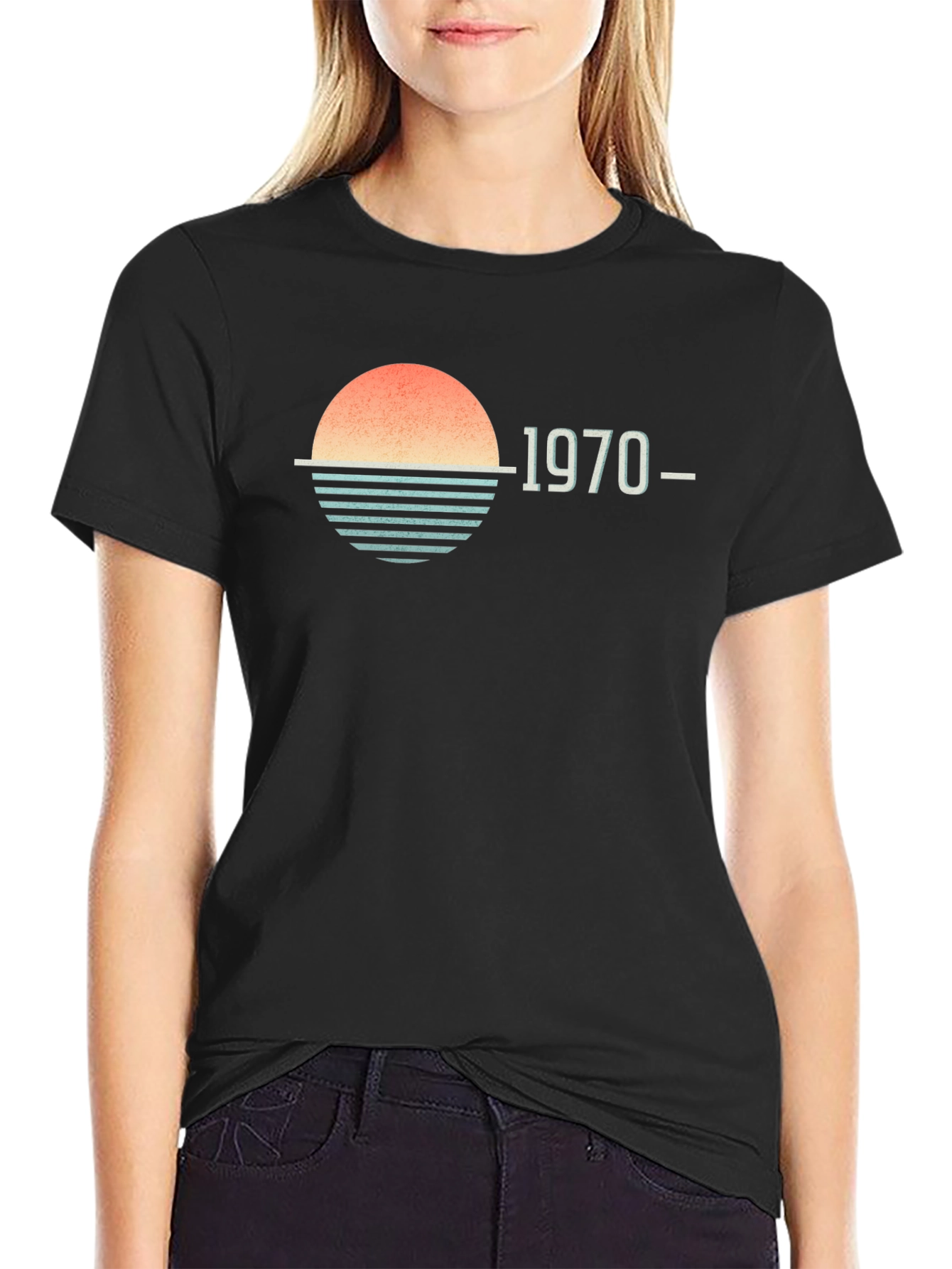 Vintage 1970 Sunset Graphic Tee - Retro Style