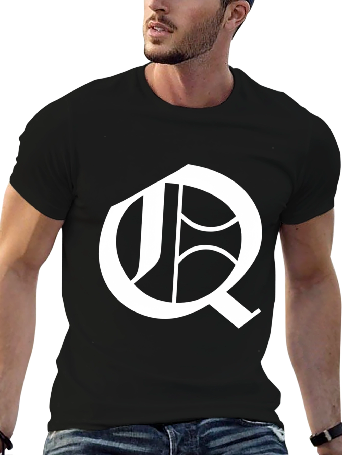 Q Letter Graphic T-Shirt