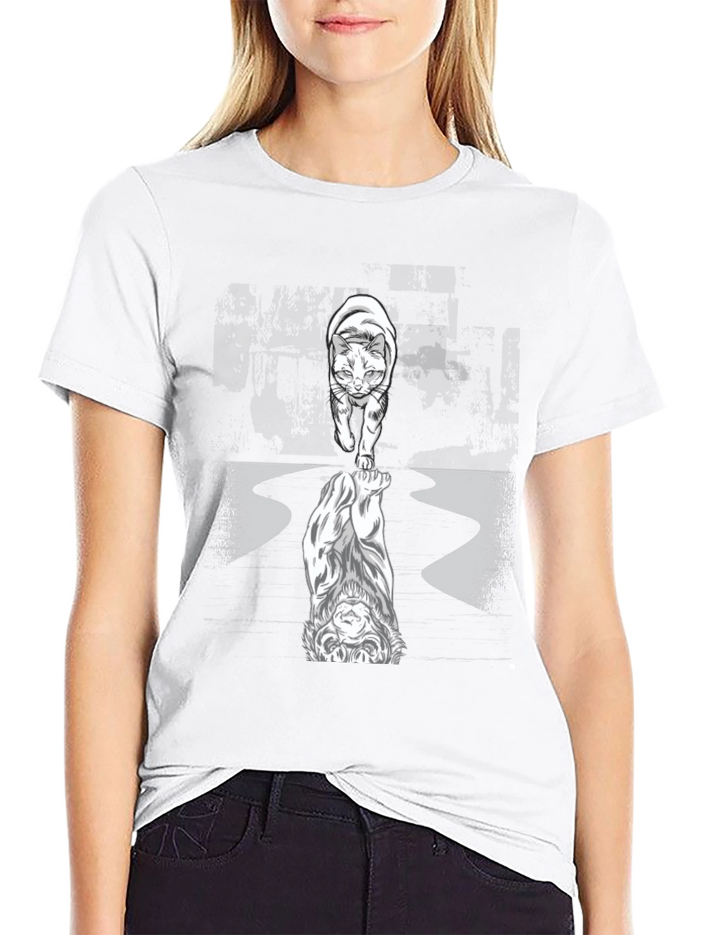 Cat Lion Reflection Graphic Tee - Black