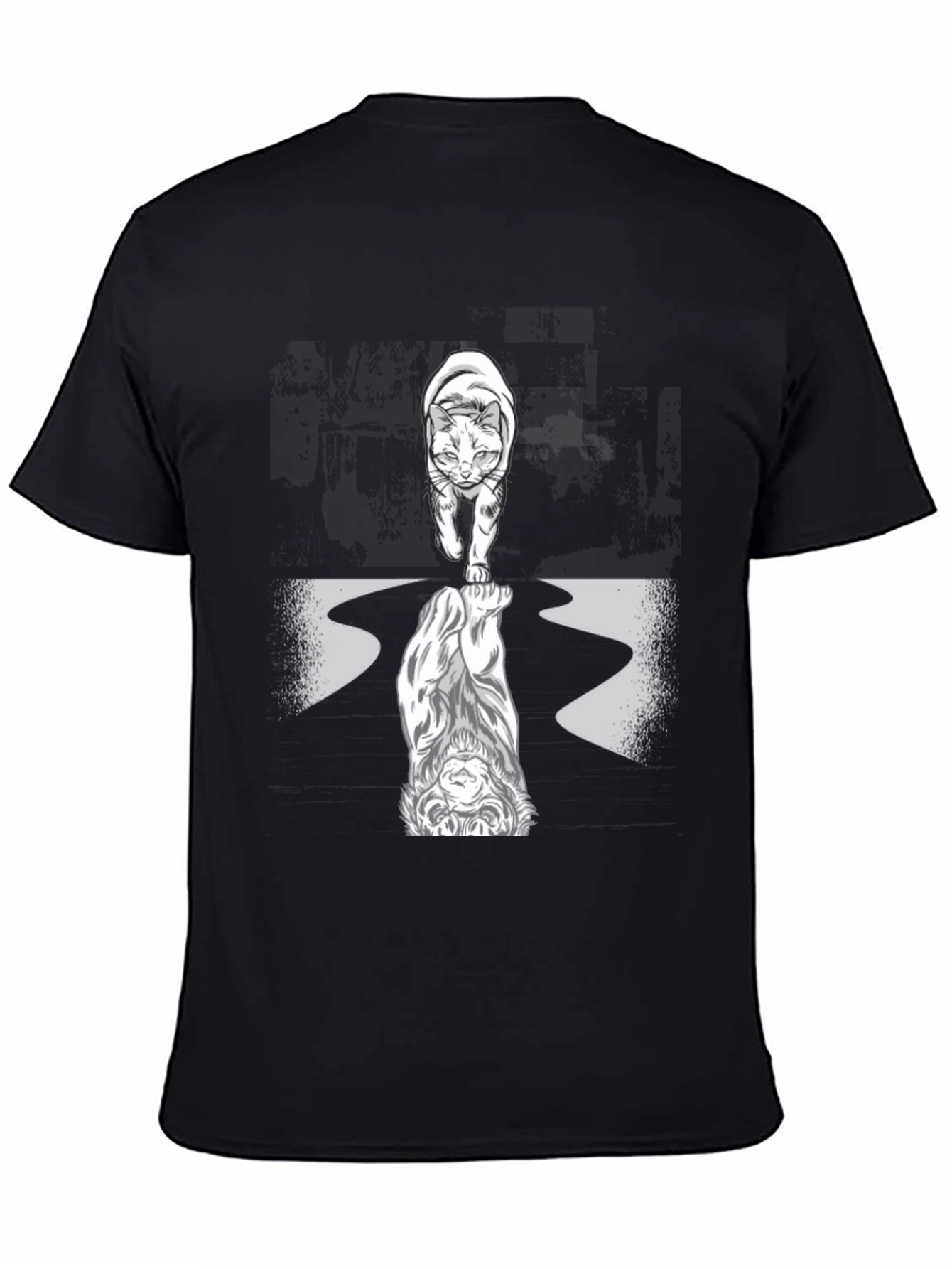 Cat Lion Reflection Graphic Tee - Black