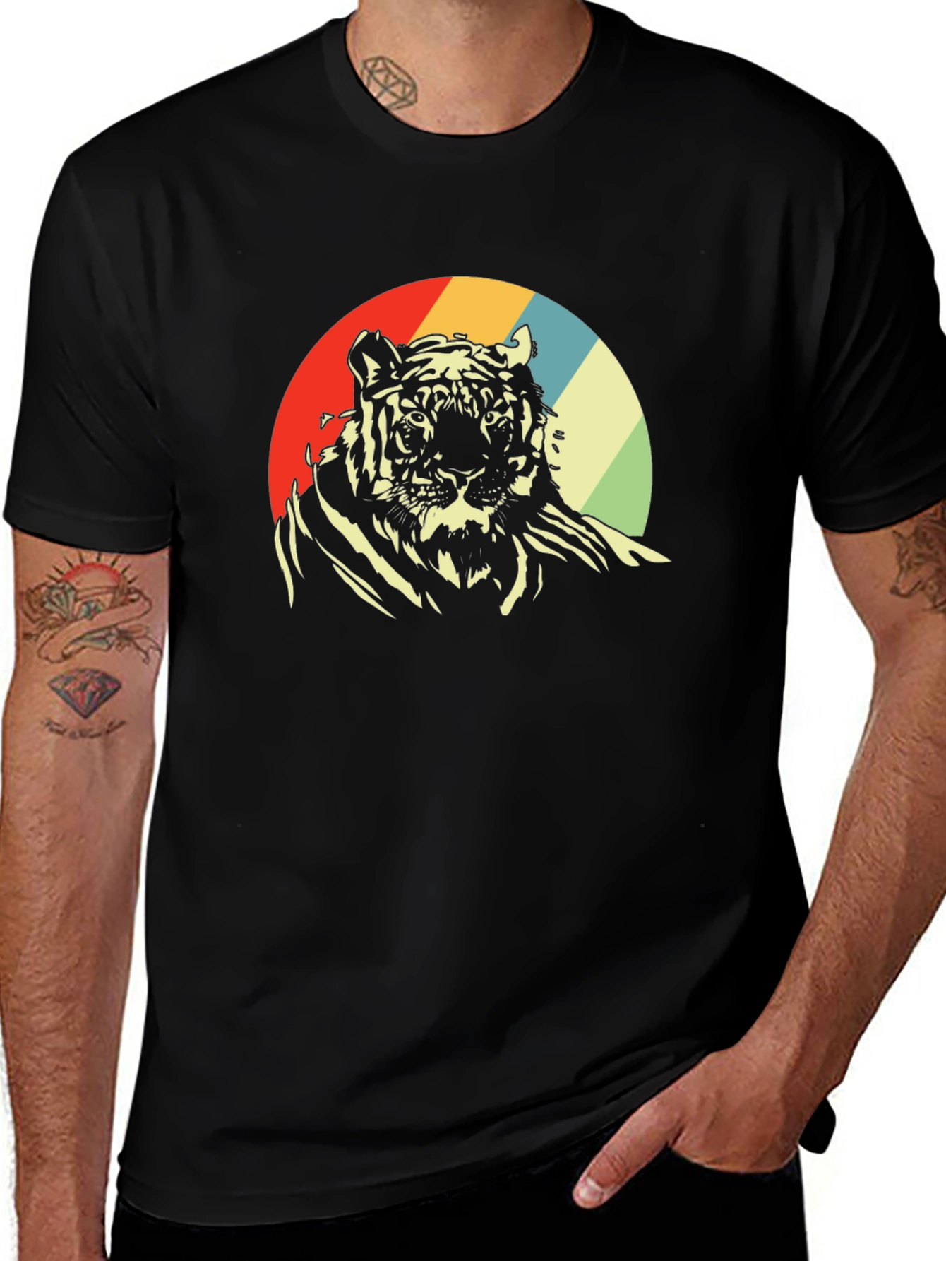 Retro Tiger Graphic Tee - Vintage Style T-Shirt