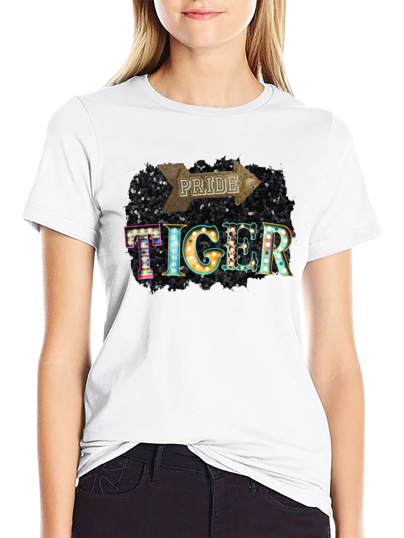 Pride Tiger Graphic Tee - Stylish Black T-Shirt