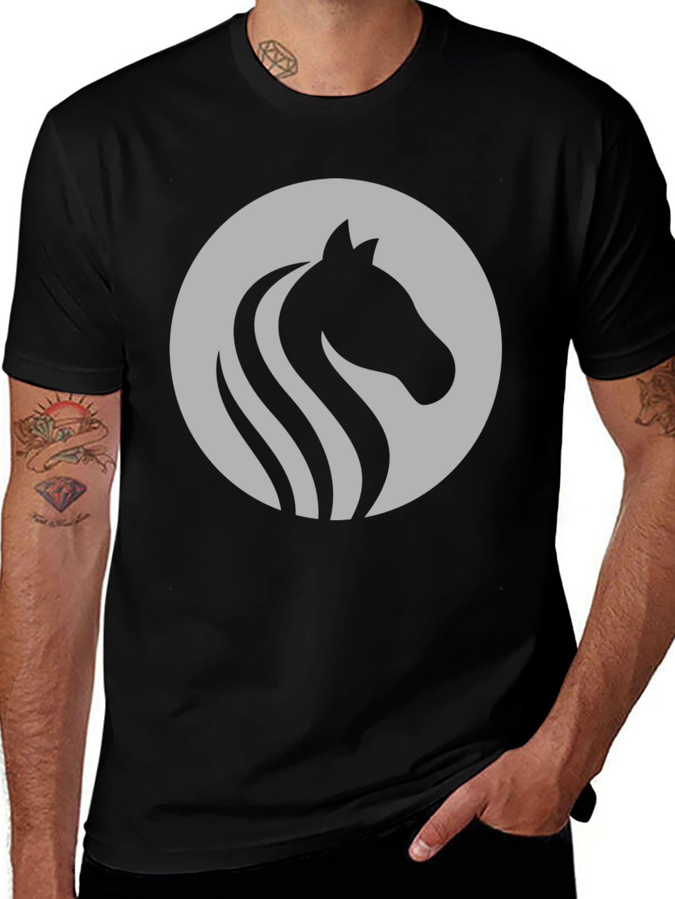 Elegant Horse Head Graphic Tee - Stylish Mens Black T-Shirt
