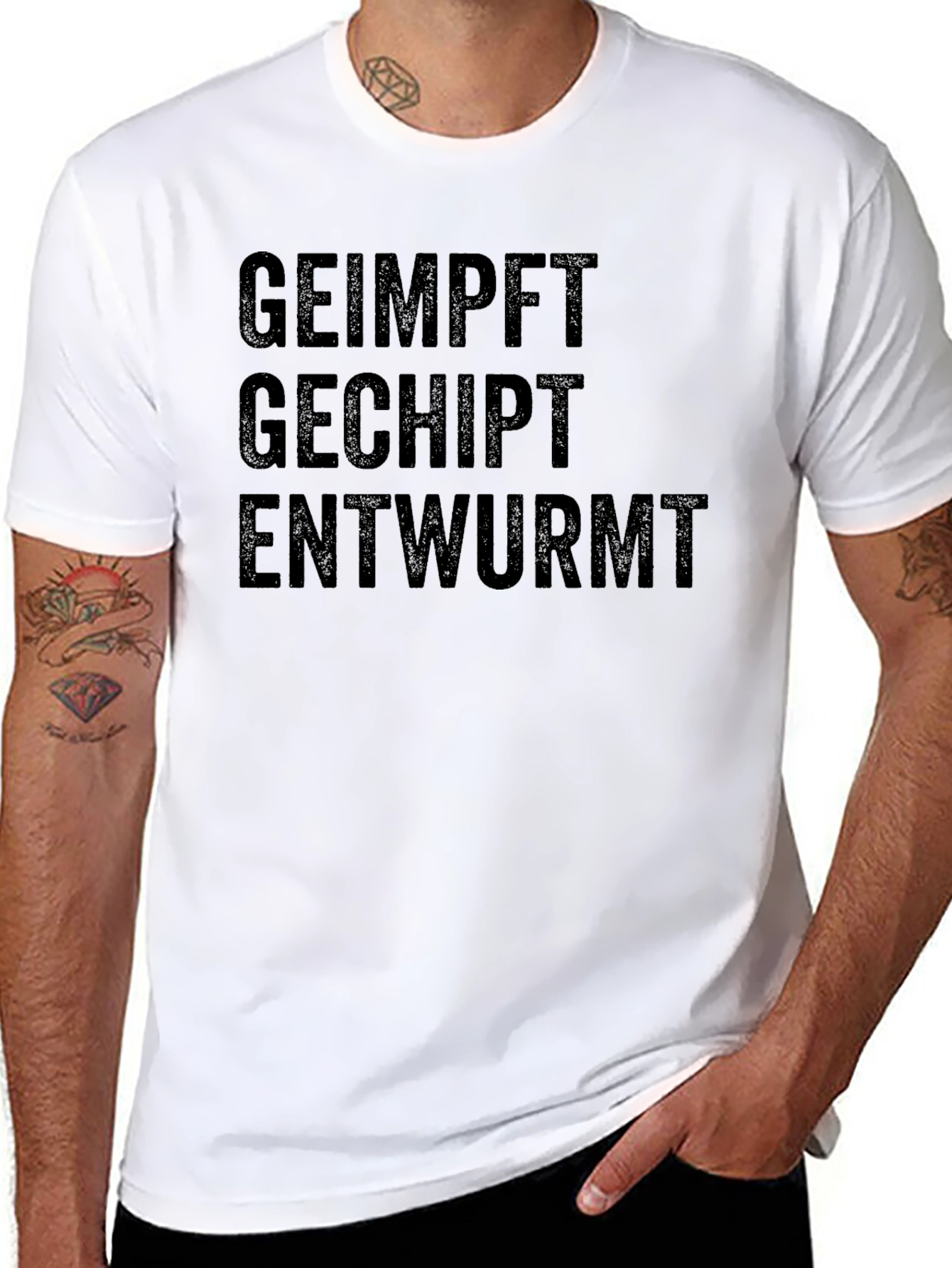 Humorous Geimpft Gechipt Entwurmt Black T-Shirt
