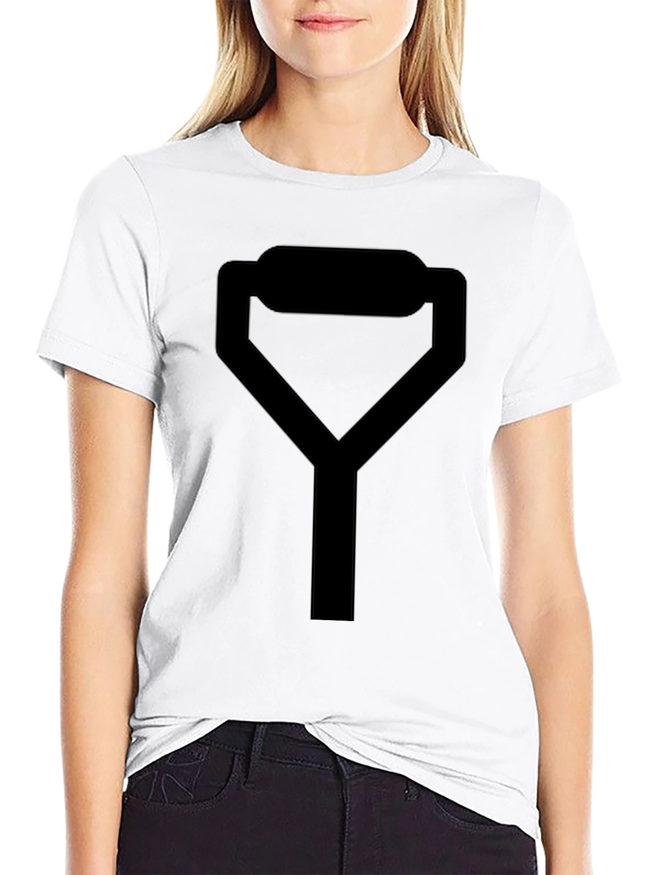 Minimalist Shovel Graphic T-Shirt - Black