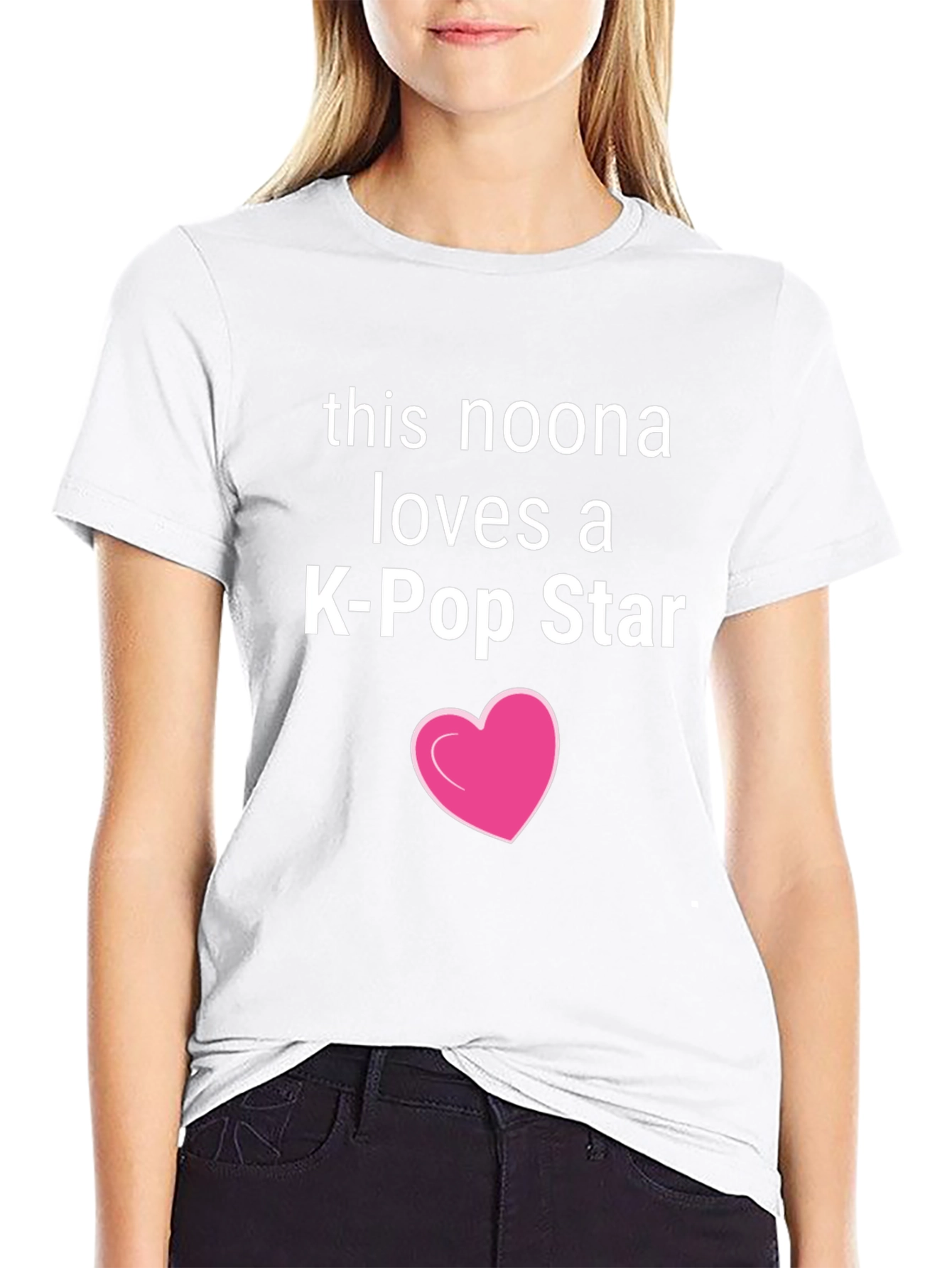 Noona Loves K-Pop Star Black Tee
