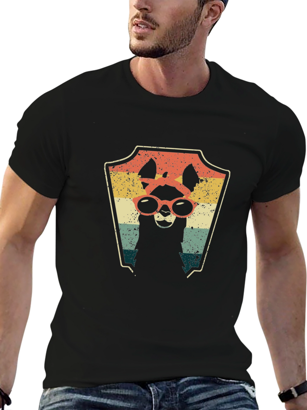Retro Llama Graphic Tee - Cool Alpaca T-Shirt