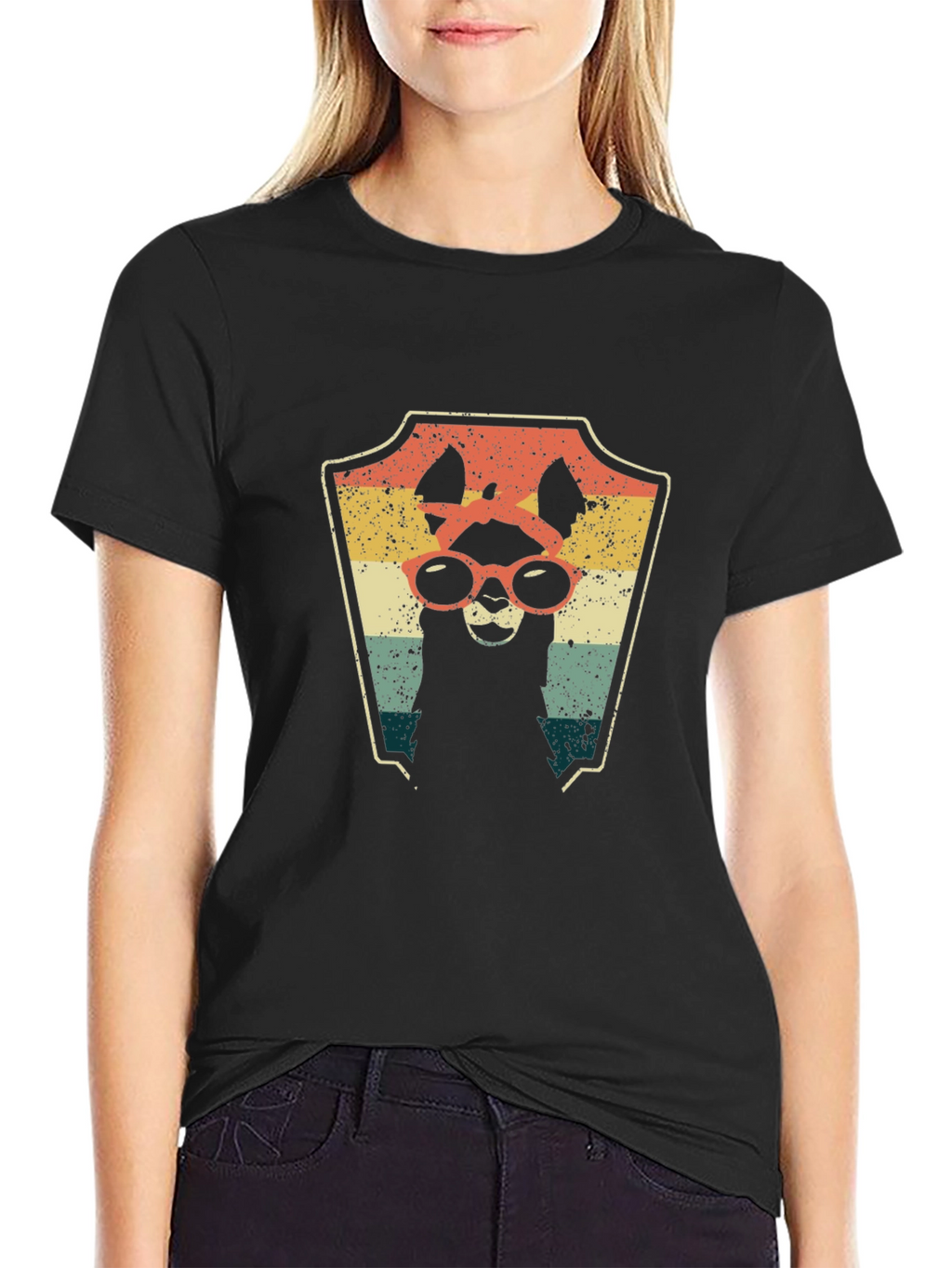 Retro Llama Graphic Tee - Cool Alpaca T-Shirt