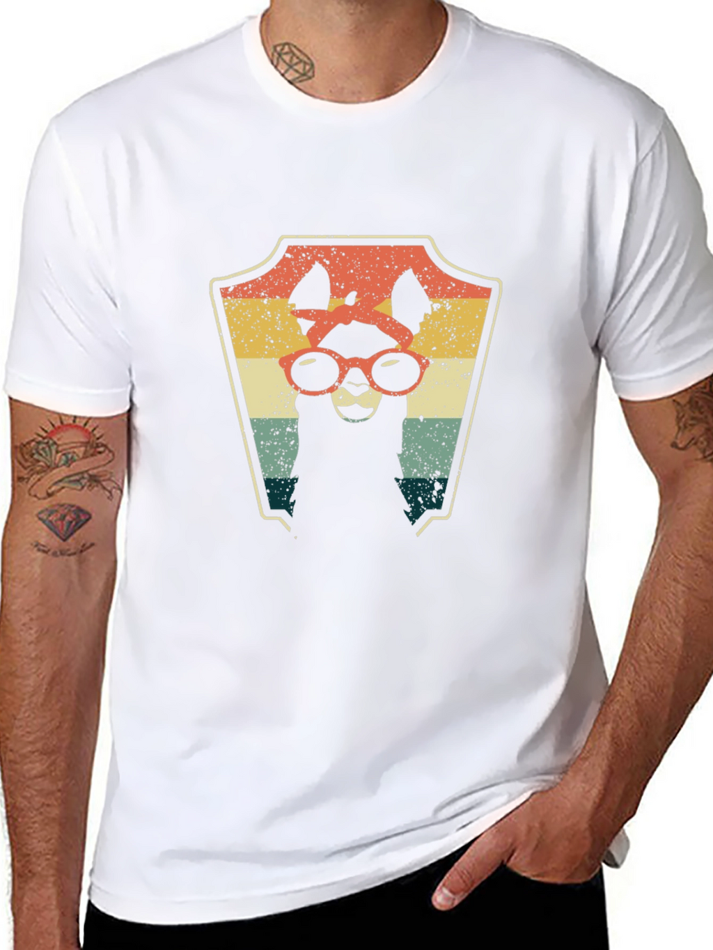 Retro Llama Graphic Tee - Cool Alpaca T-Shirt