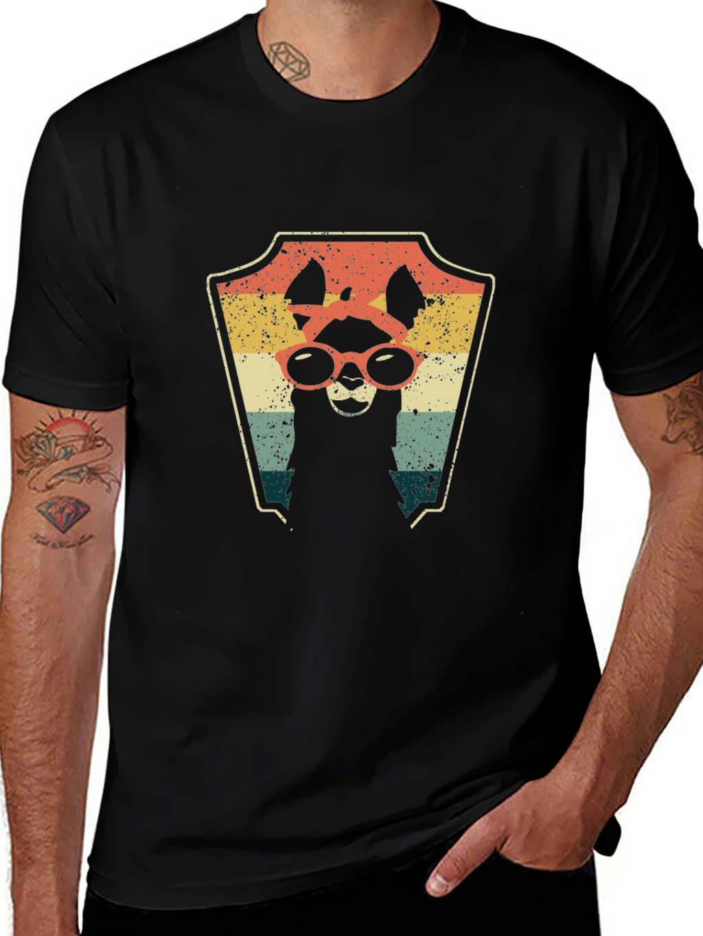 Retro Llama Graphic Tee - Cool Alpaca T-Shirt