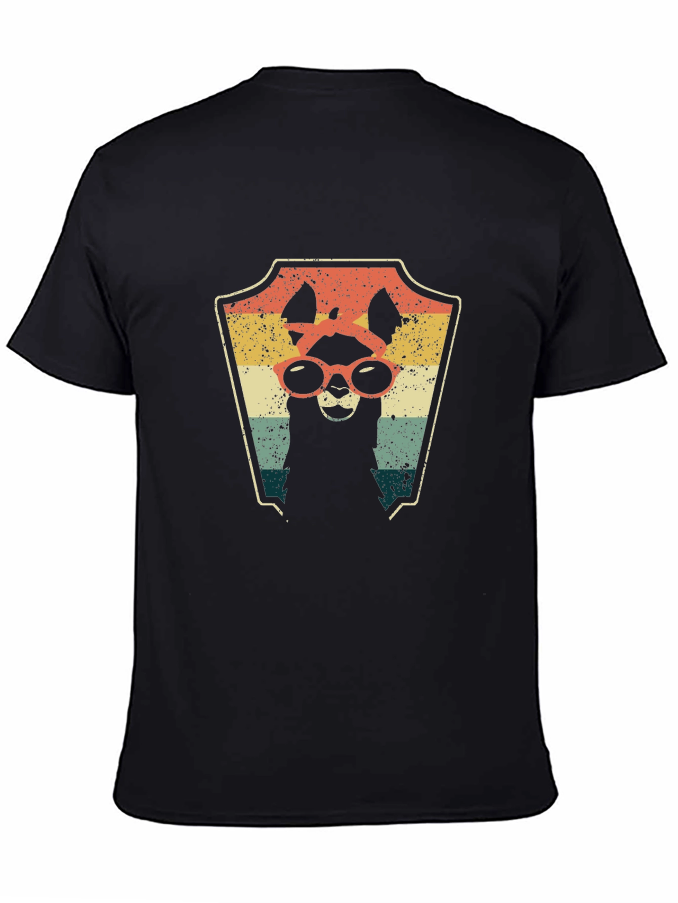 Retro Llama Graphic Tee - Cool Alpaca T-Shirt