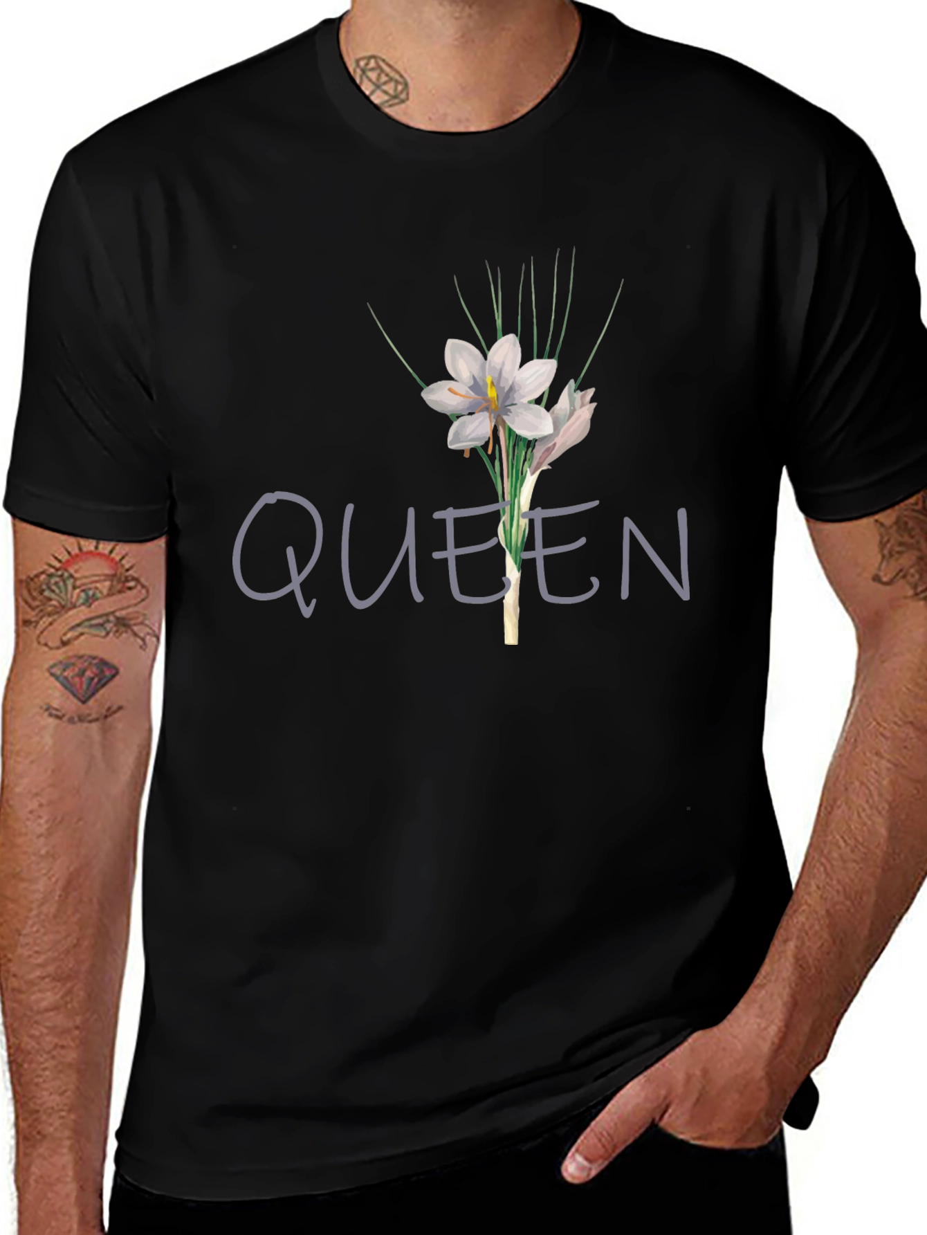 Queen Floral Graphic T-Shirt - Black