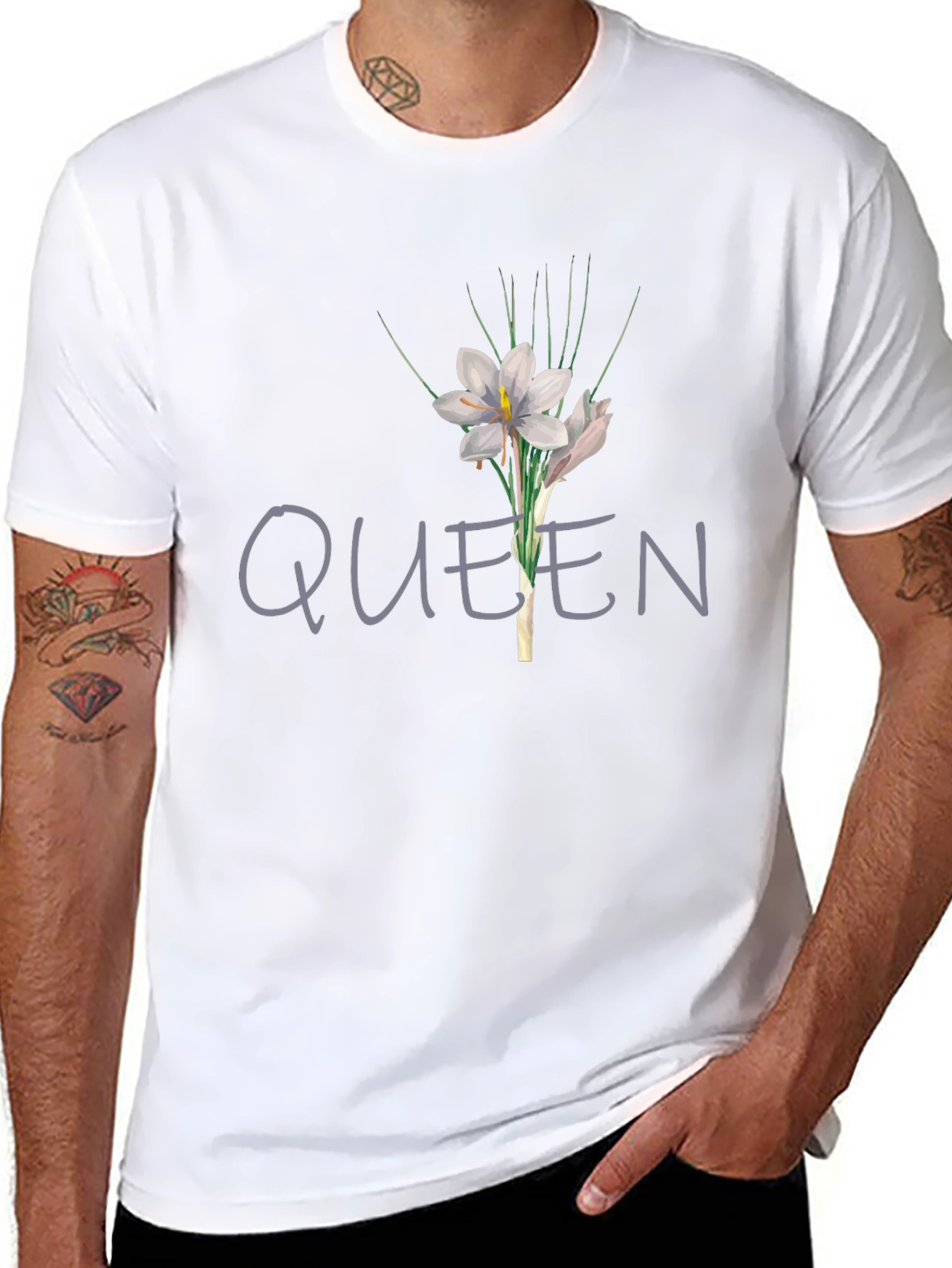 Queen Floral Graphic T-Shirt - Black