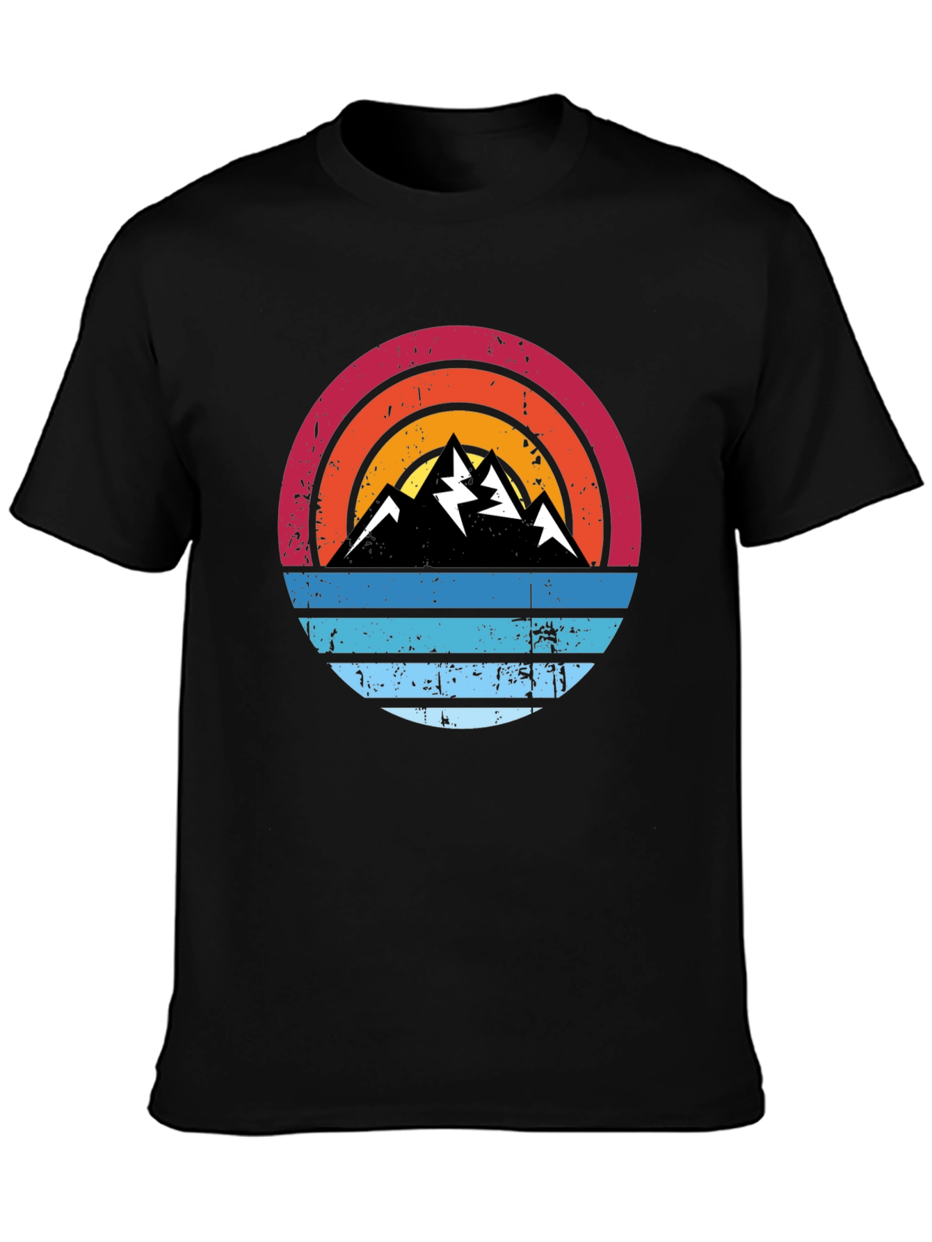 Retro Mountain Graphic Tee - Vintage Style Comfort