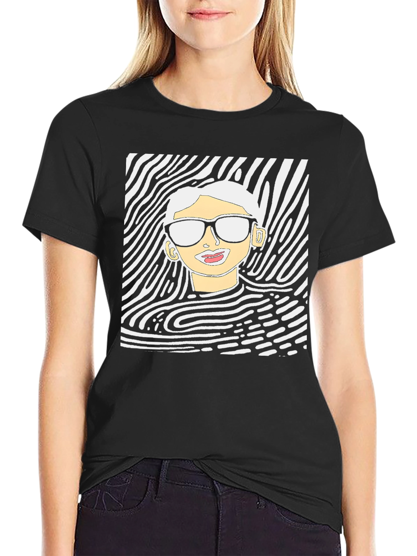 Modern Art Graphic Tee - Unique Style
