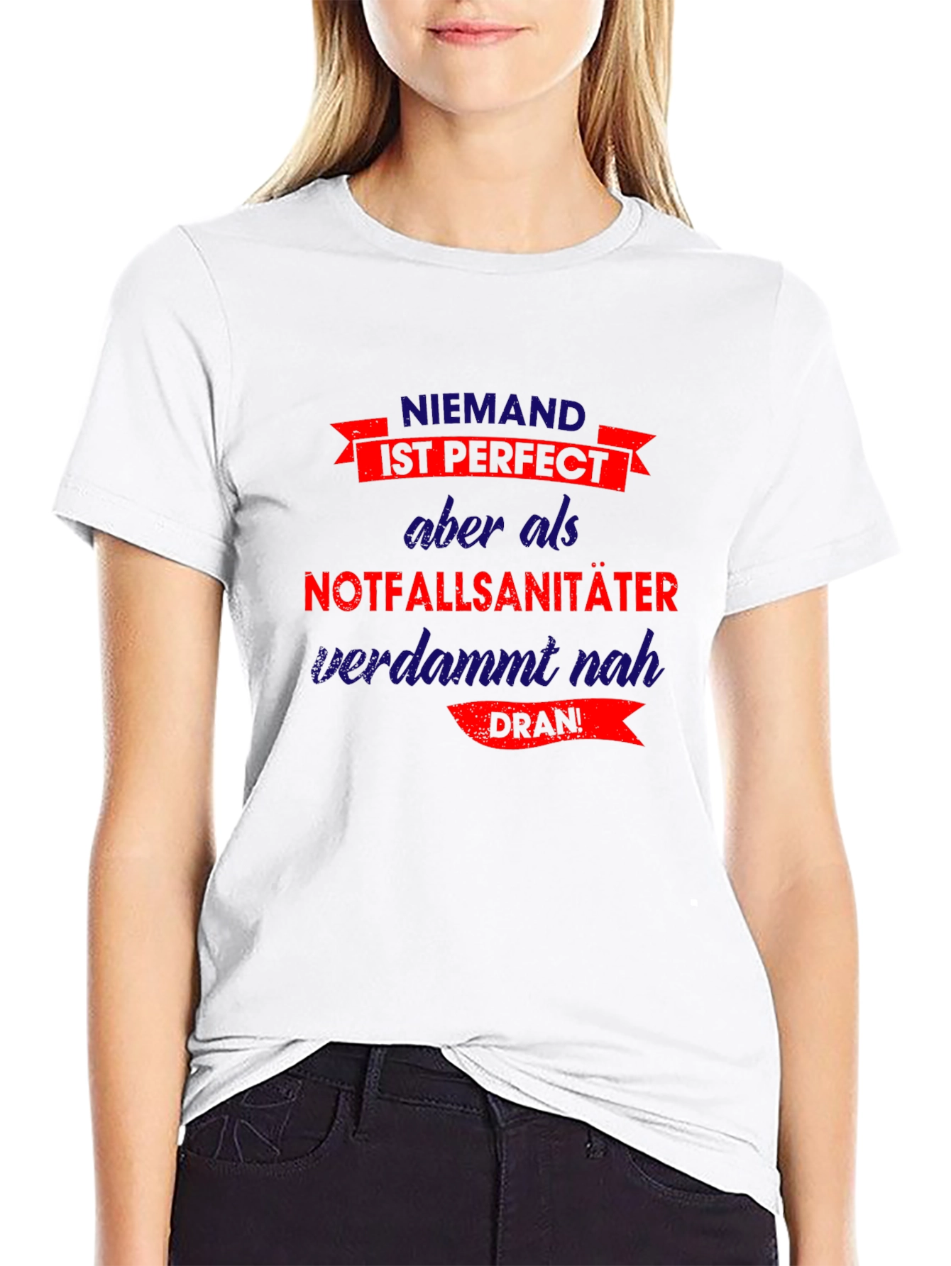 Niemand ist Perfect EMT T-Shirt