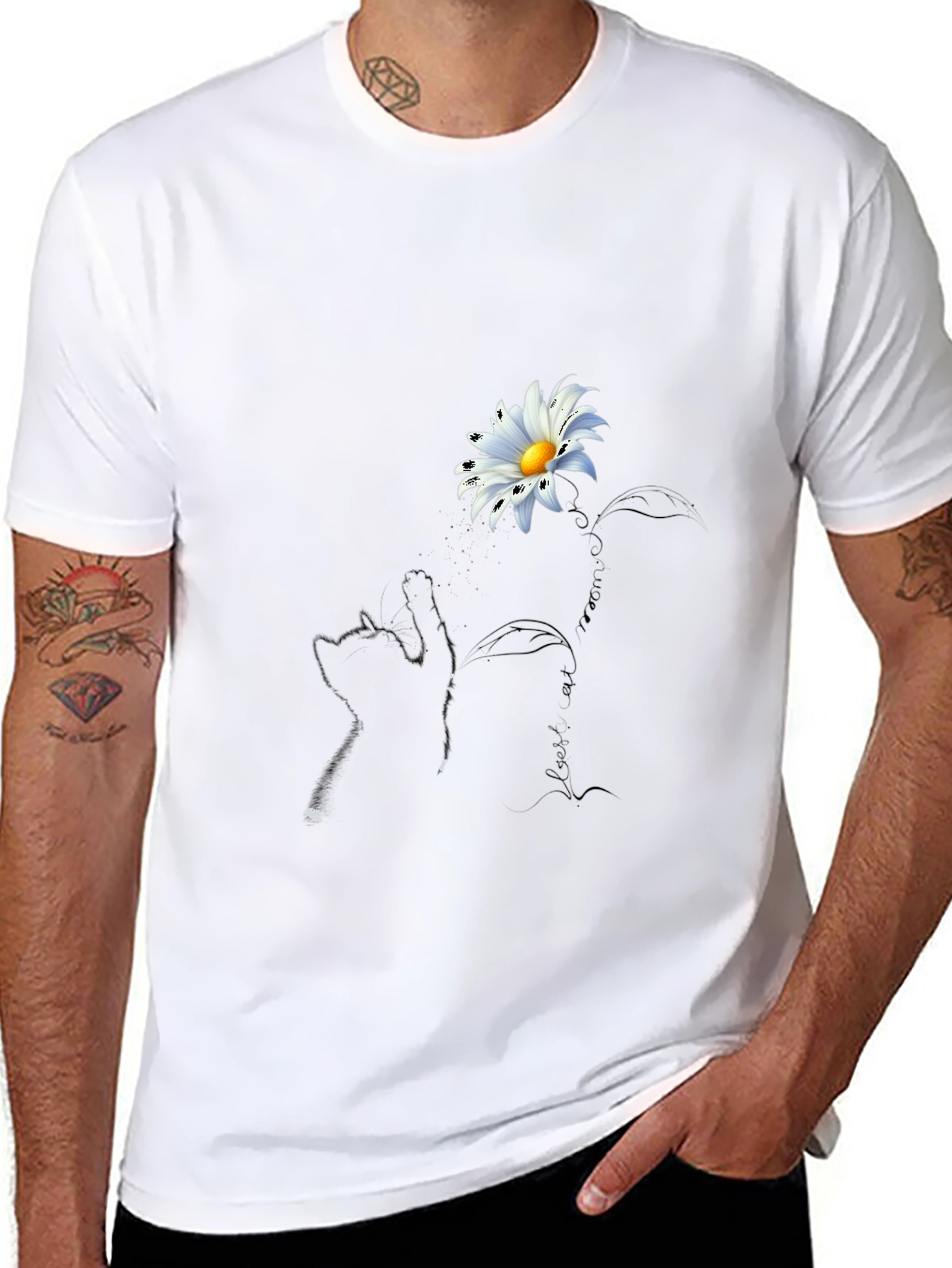 Daisy Cat T-Shirt - Black Crew Neck Tee