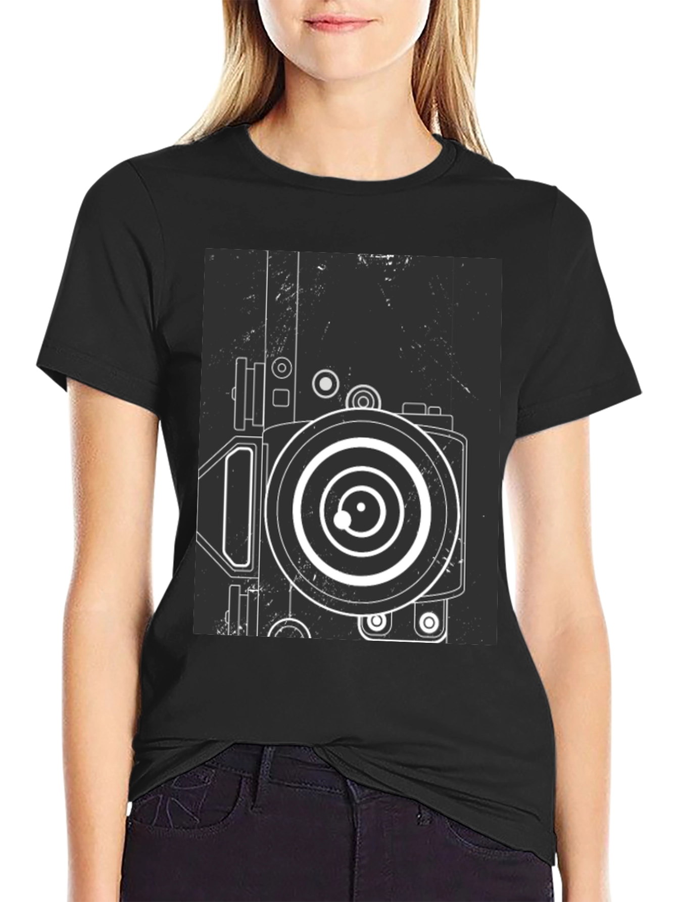Retro Camera Graphic Tee - Modern Black T-Shirt