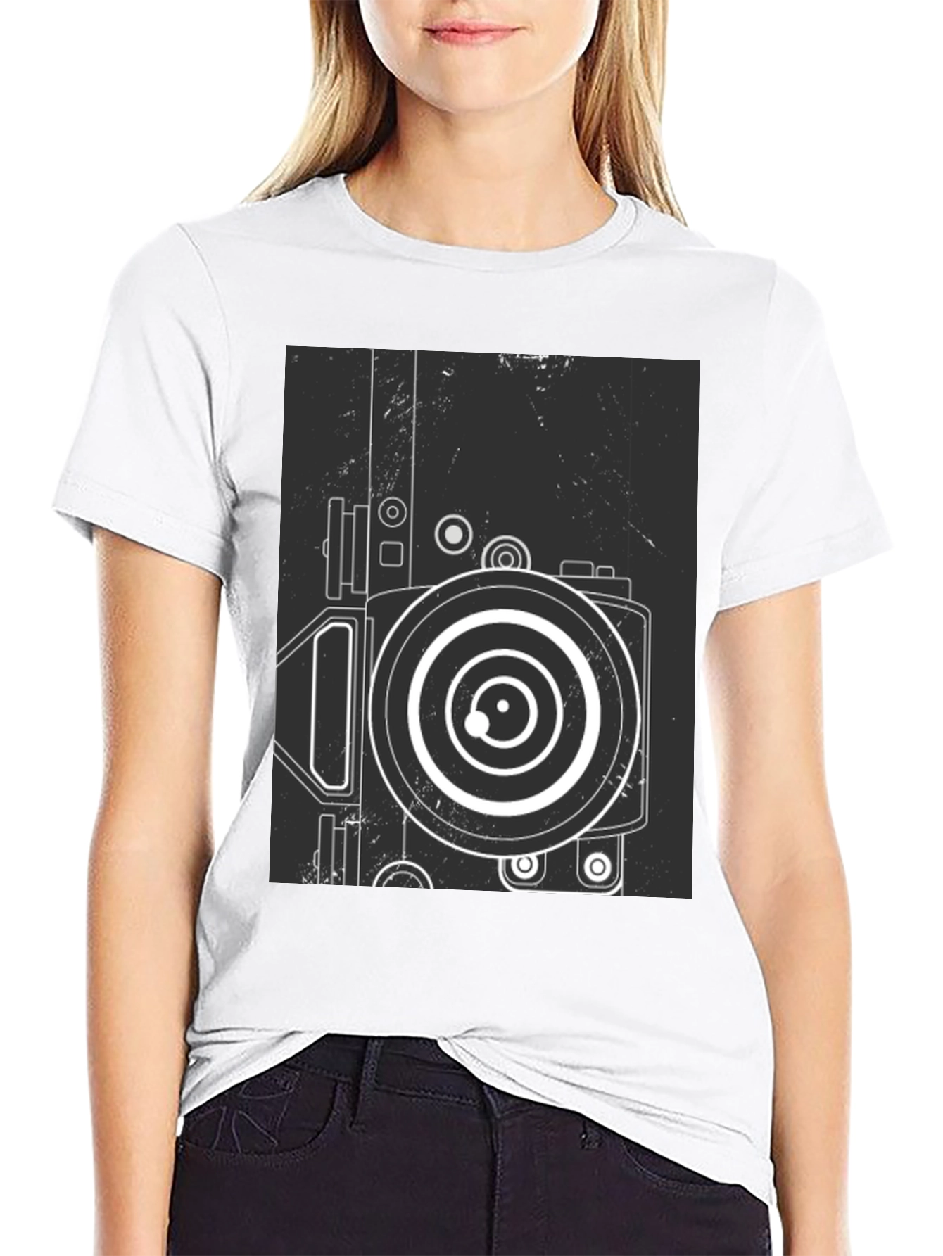 Retro Camera Graphic Tee - Modern Black T-Shirt