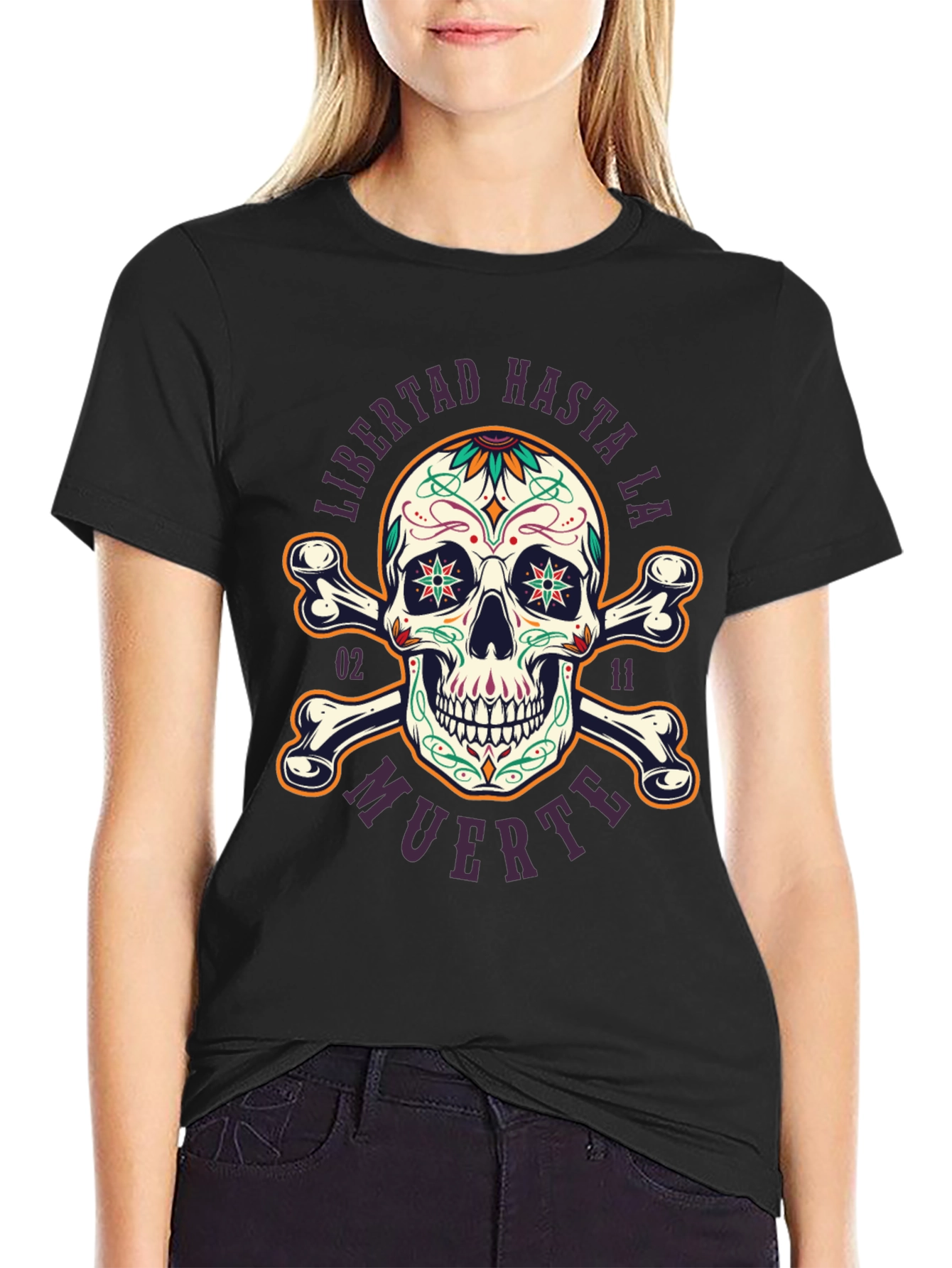 Skull & Crossbones Graphic Tee - Libertad Hasta La Muerte