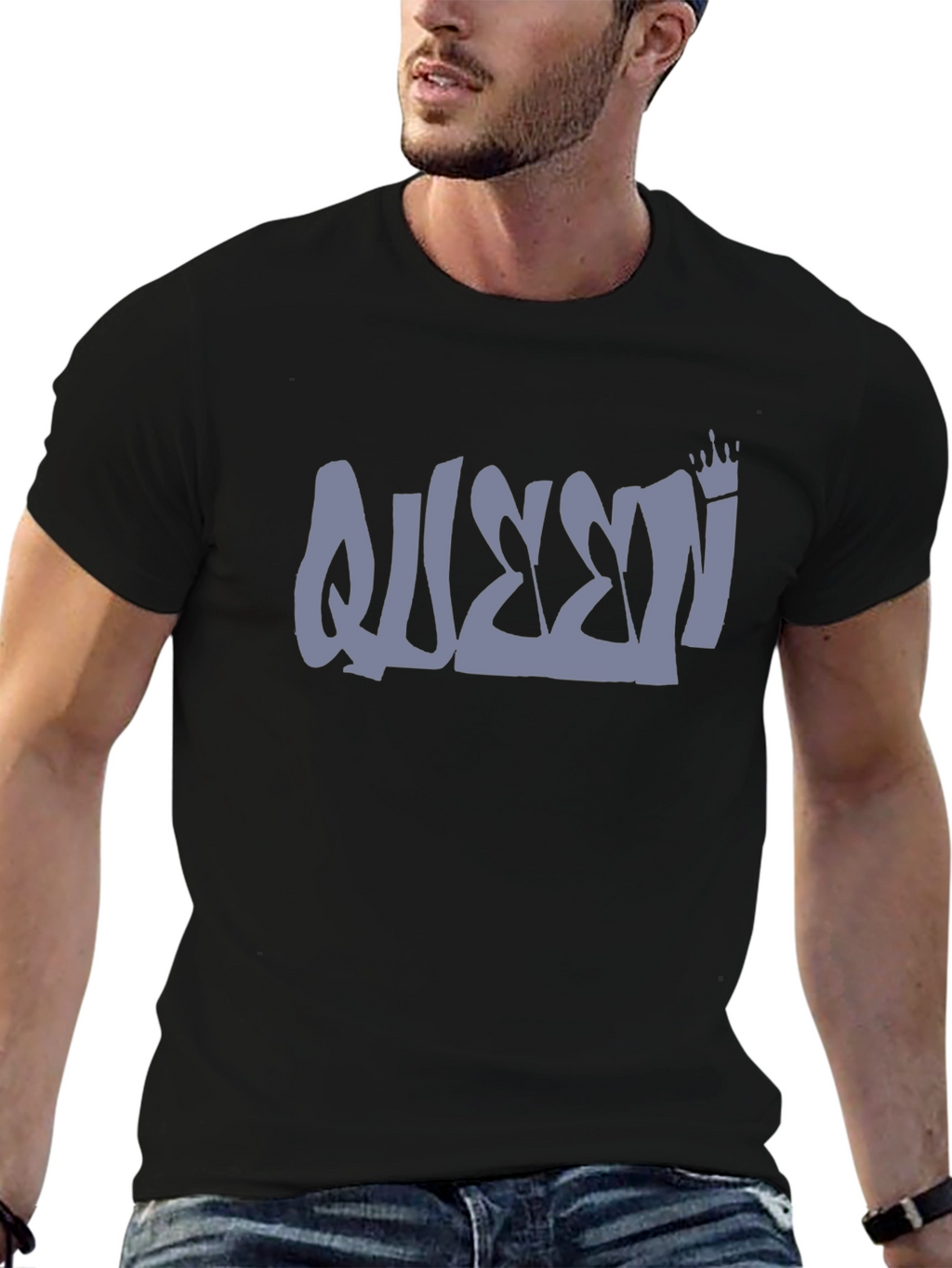 Queen Crown Graphic T-Shirt - Black
