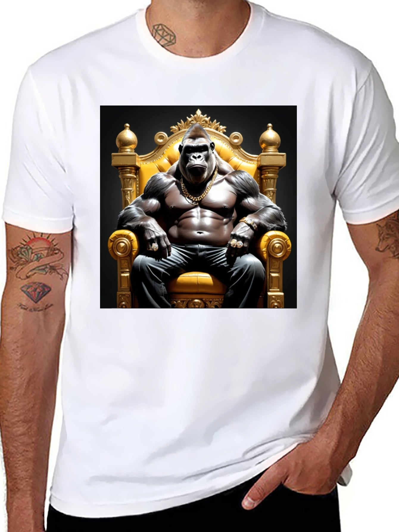 Gorilla King Graphic Tee - Bold Black T-Shirt