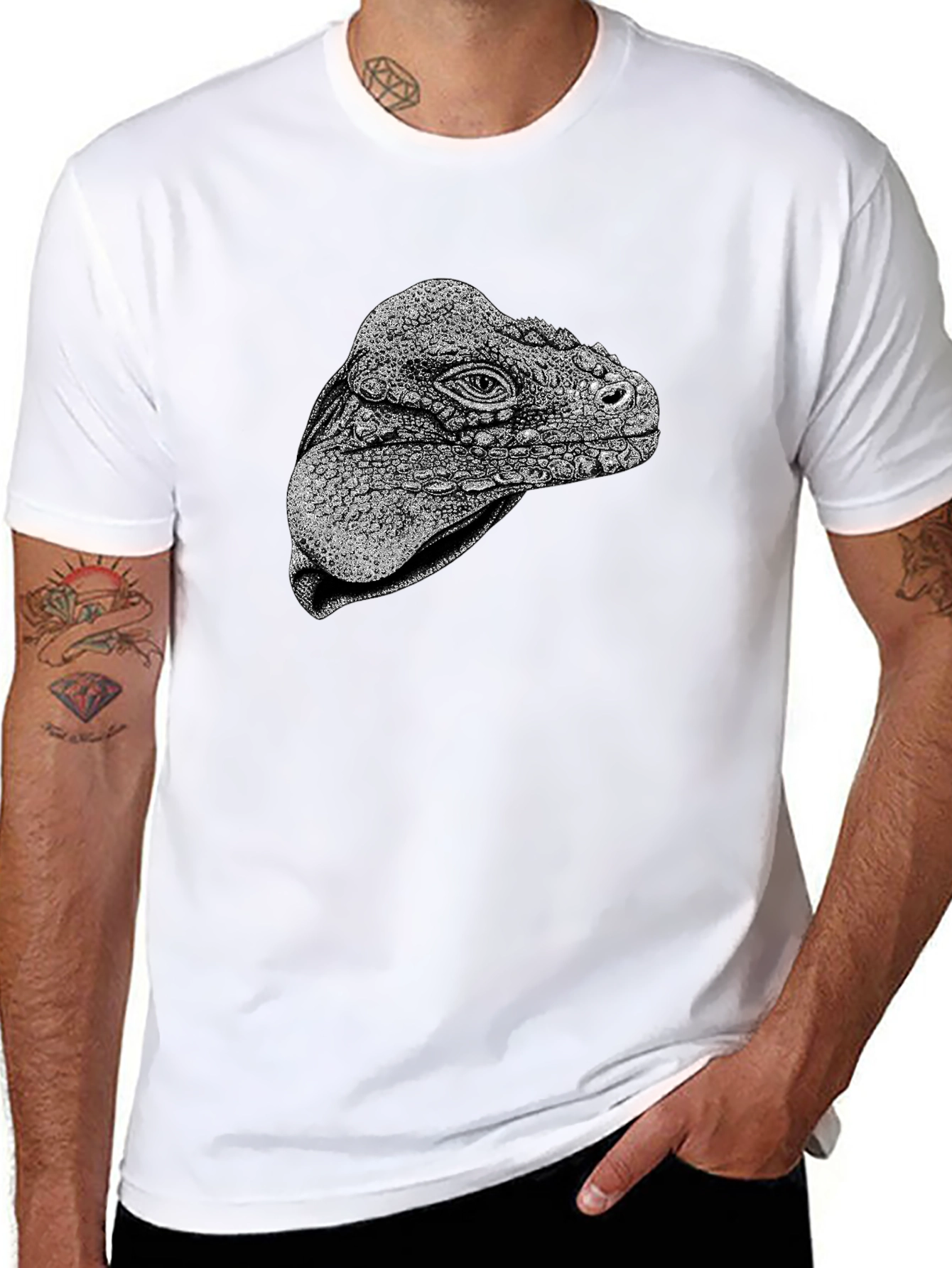 Iguana Head Graphic Tee - Unique Animal Print