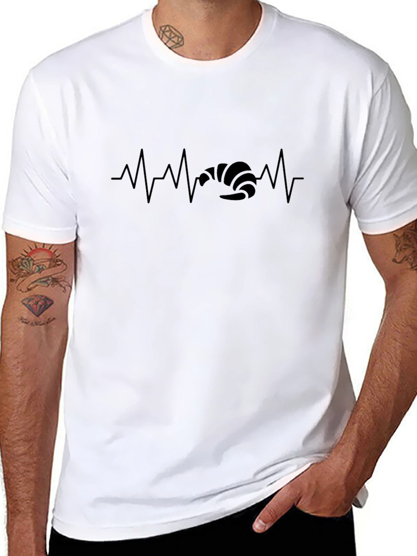 Croissant Heartbeat T-Shirt - Black