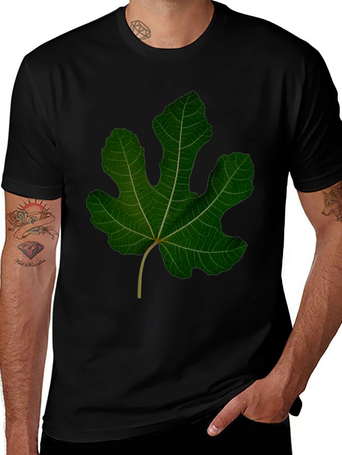 Leaf Graphic Black Tee