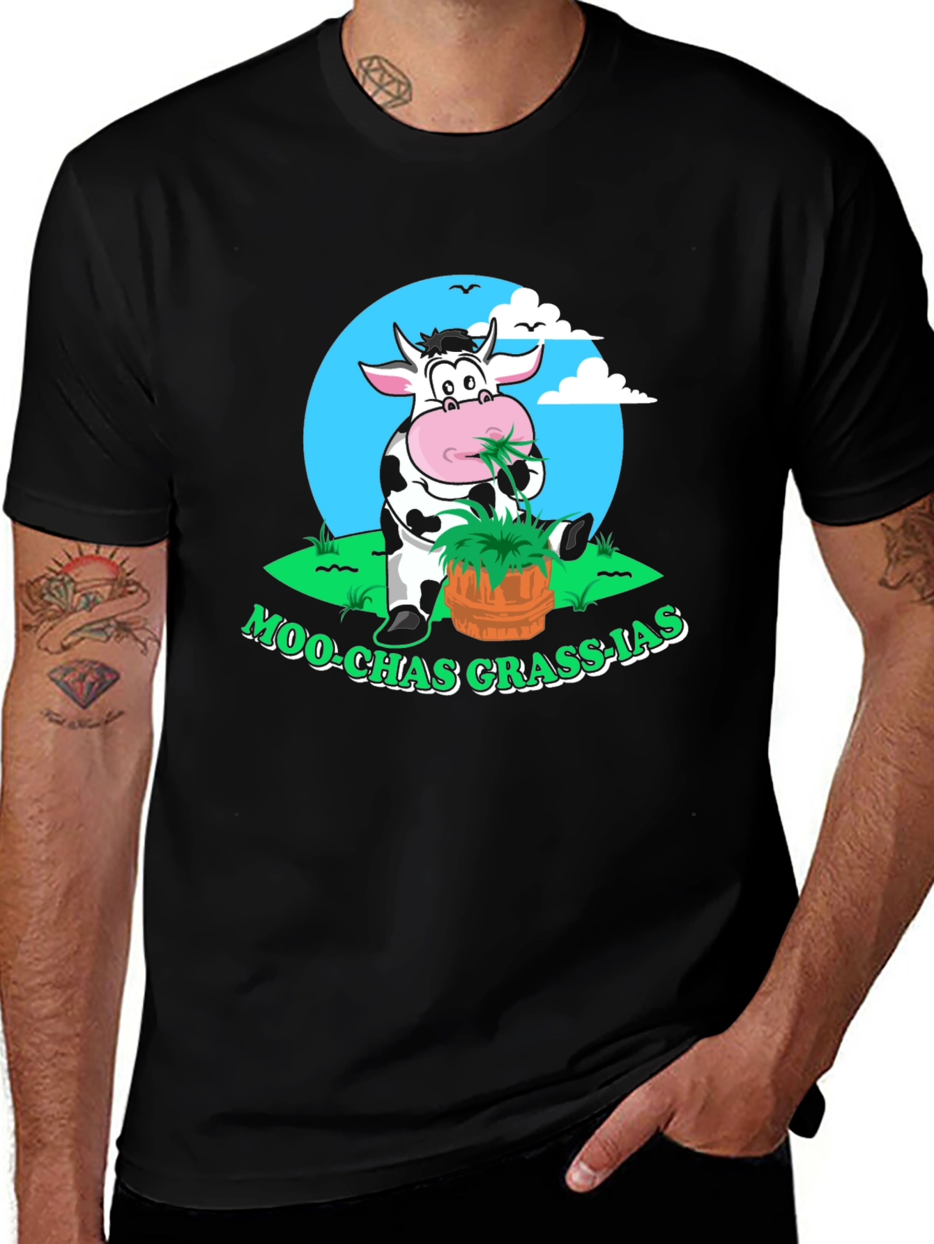 Moo-chas Grass-ias Funny Cow Graphic Tee