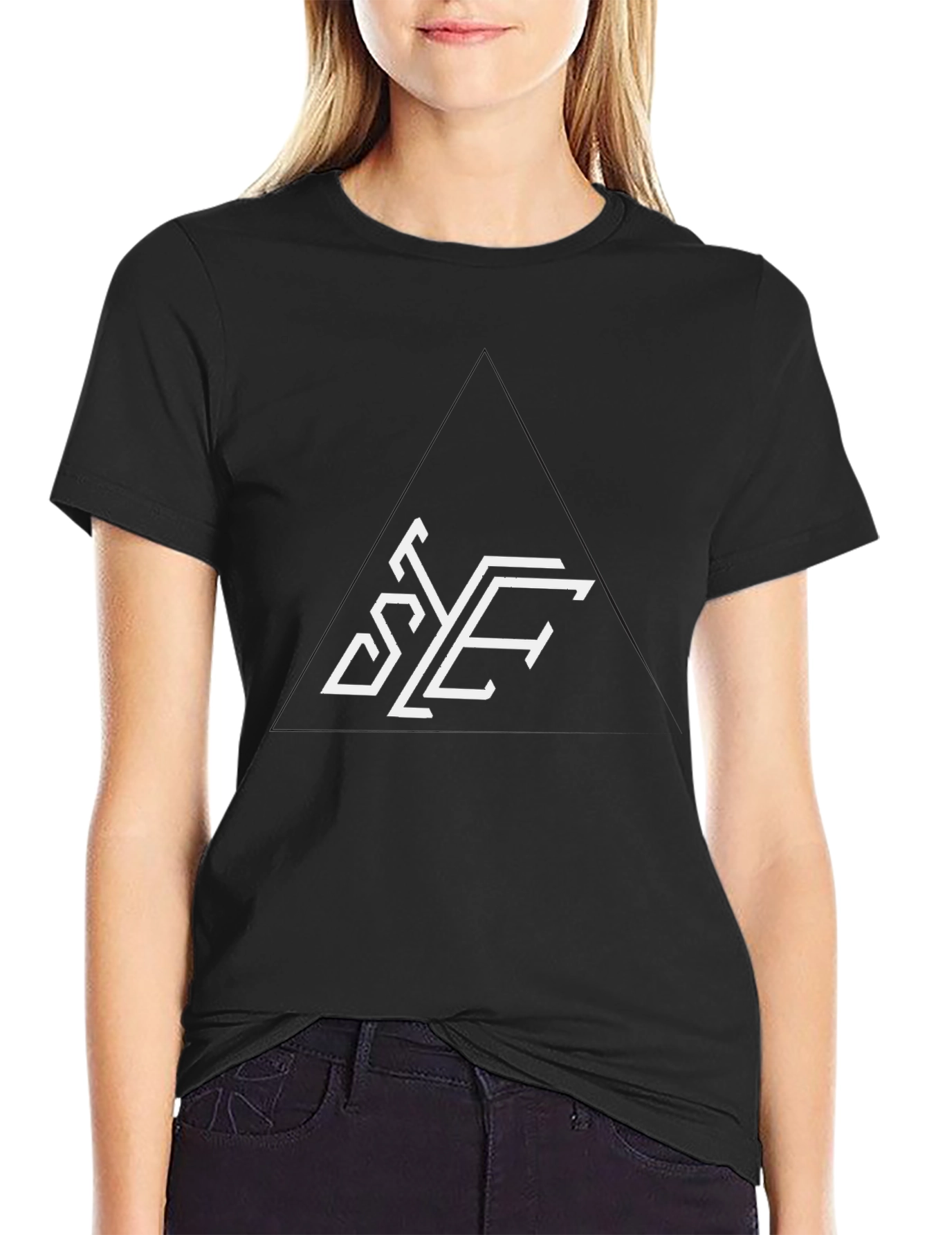 Modern Graphic Tee - Geometric Letter Print