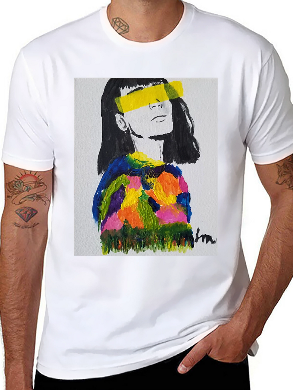 Abstract Portrait Graphic Tee - Stylish & Unique!