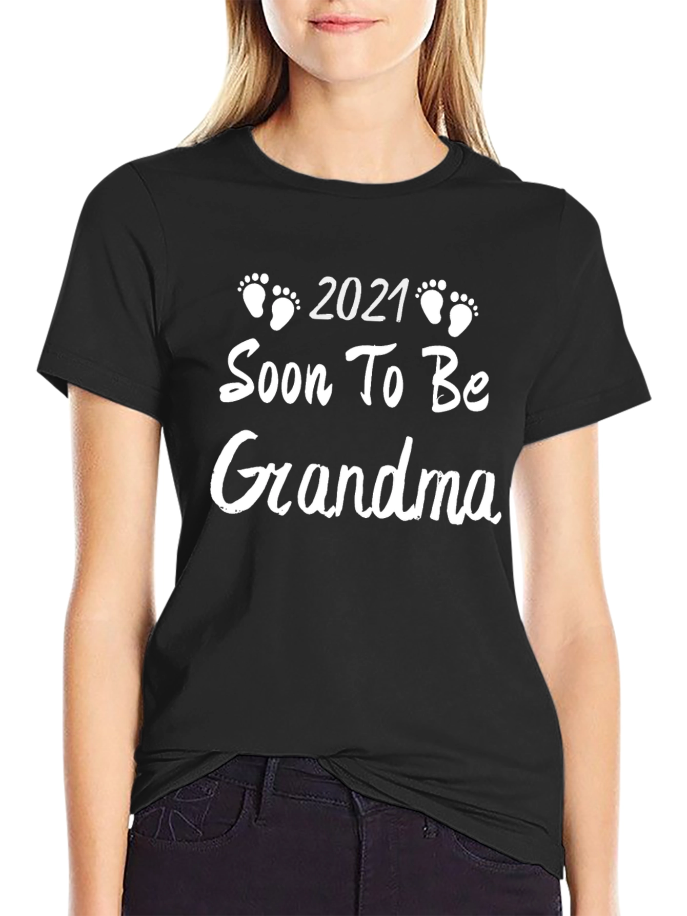 Soon To Be Grandma 2021 T-Shirt
