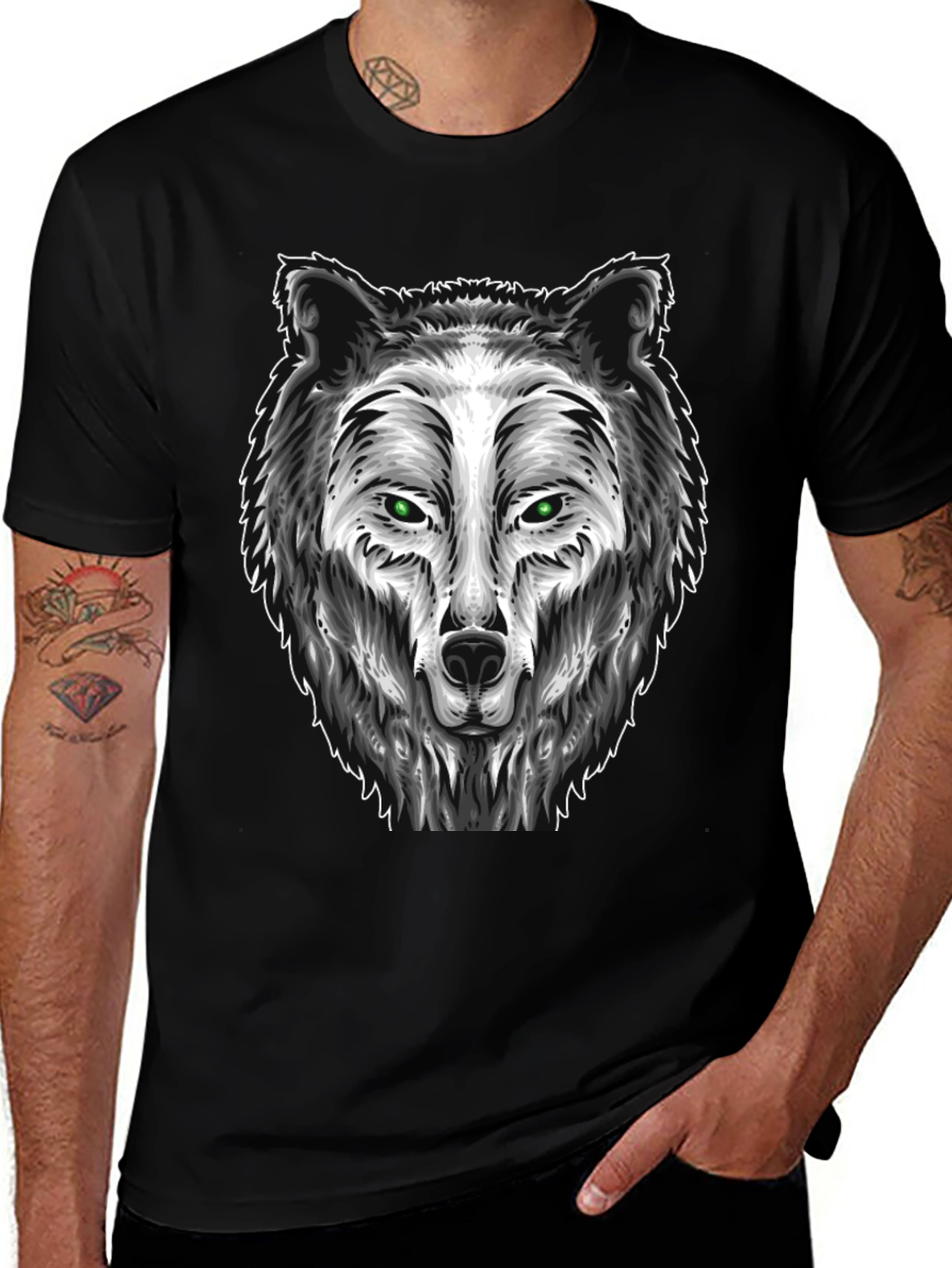 Wolf Graphic Tee - Black Cotton Blend T-Shirt